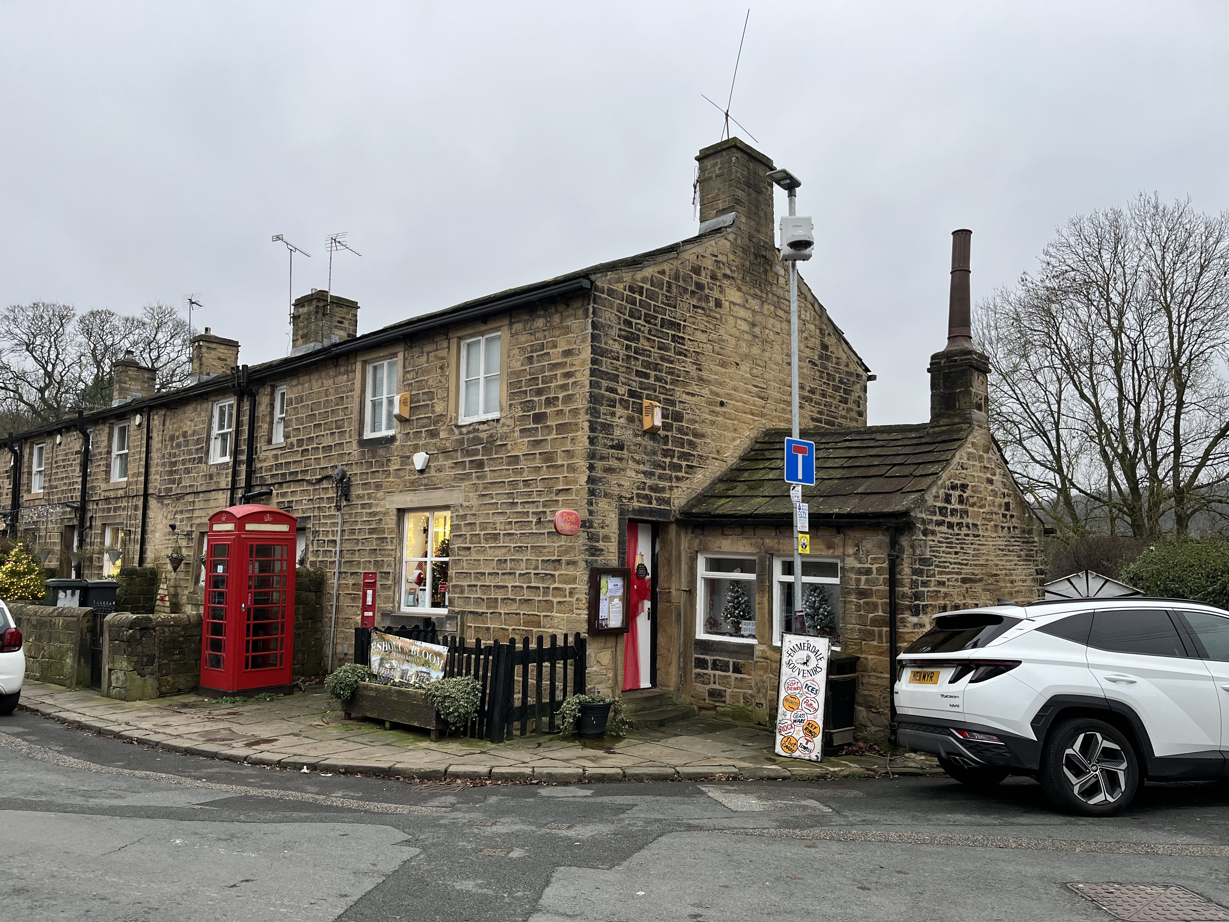 21 Main Street, Esholt, Shipley, West Yorkshire BD17 7QZ