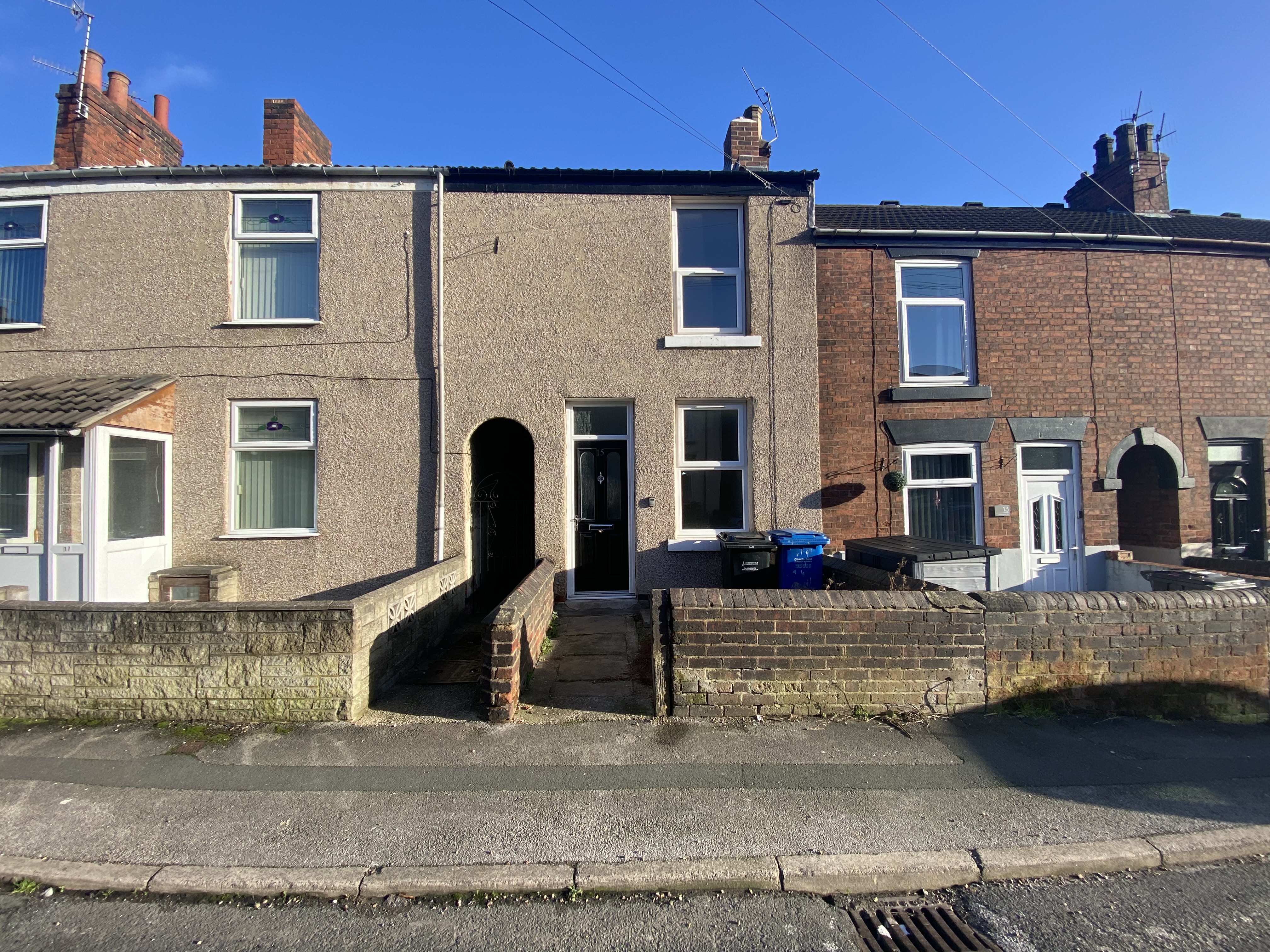 15 Wellington Street, New Whittington, Chesterfield, Derbyshire S43 2BJ
