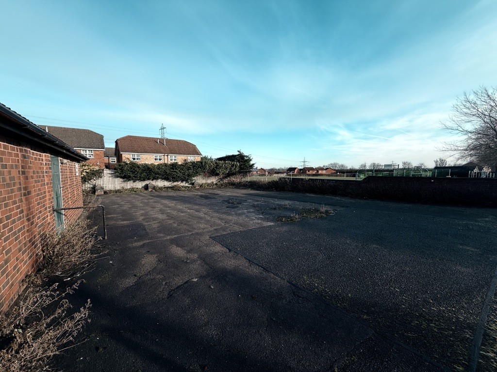 Former Barugh Green Community Centre, Barugh Green Road, Barugh Green, Barnsley, South Yorkshire S75 1JT