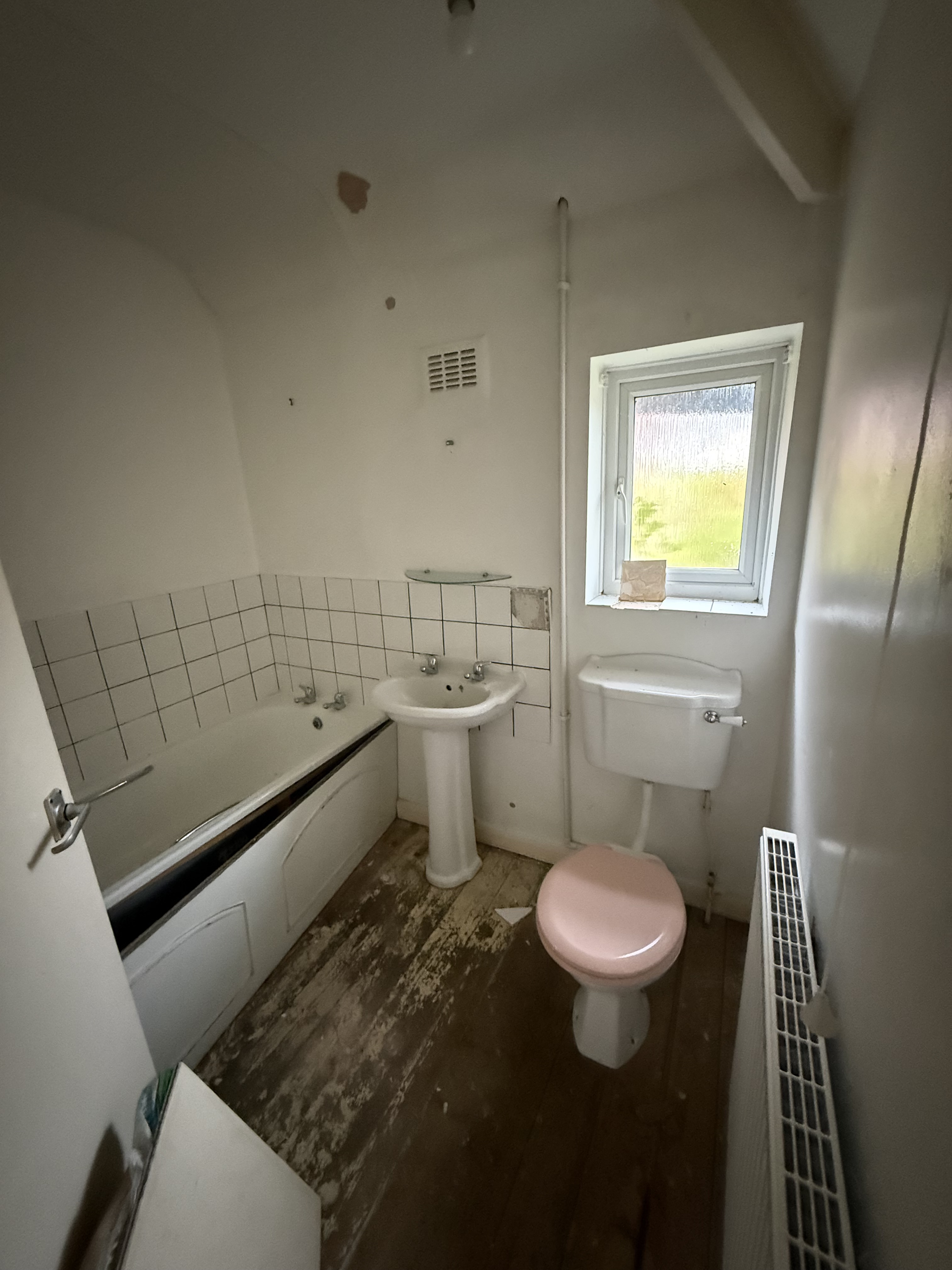 14 Robertsons Avenue, Duckmanton, Chesterfield, Derbyshire S44 5JR