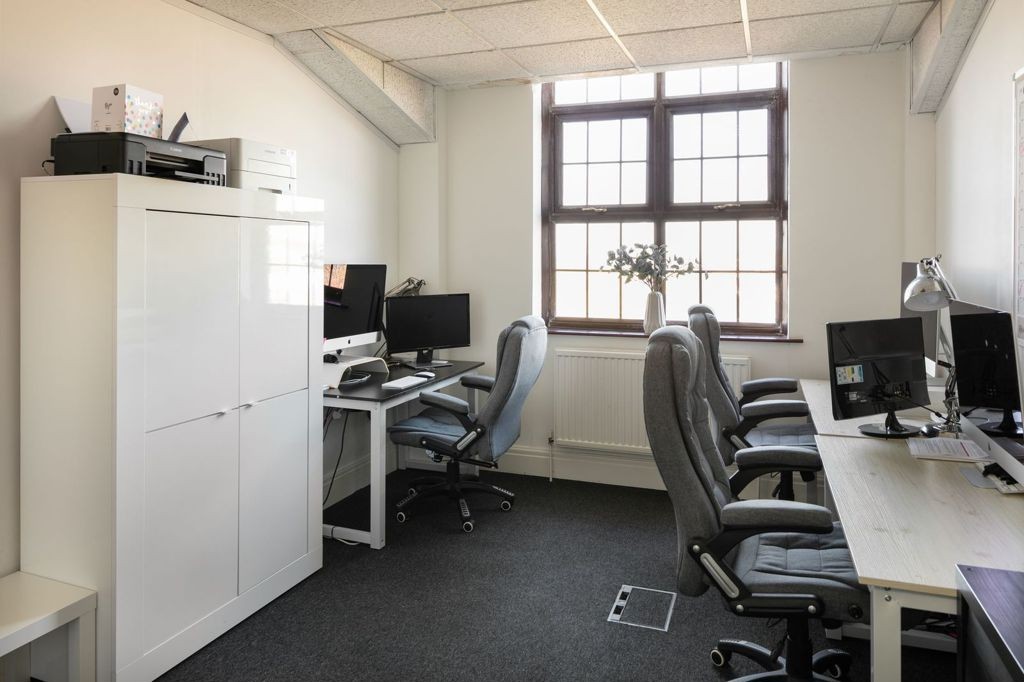 Property image #9