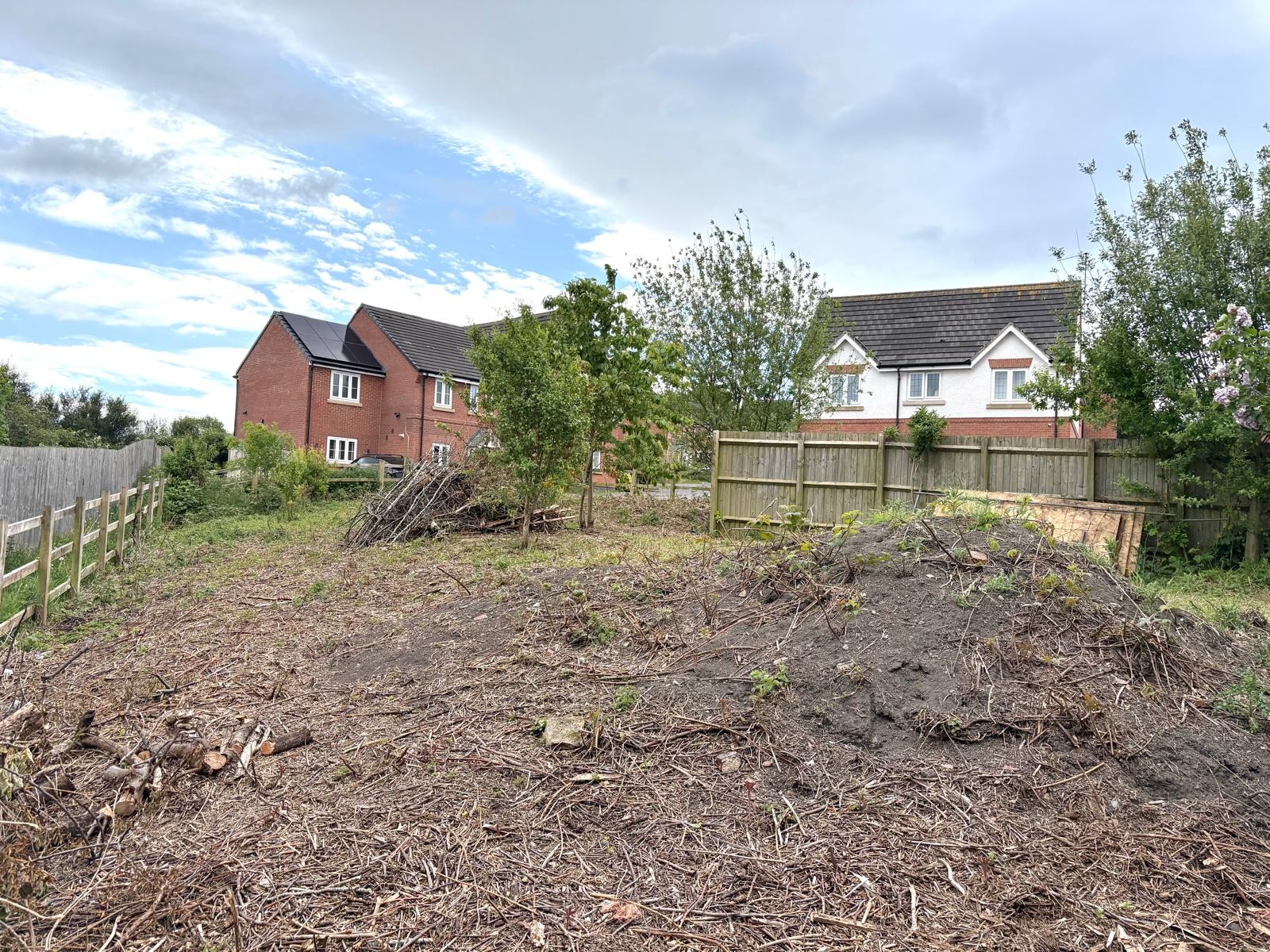 Property image #0