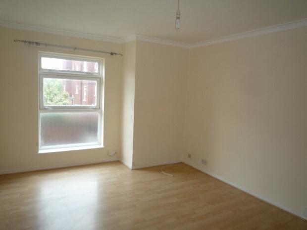 32 Beaconsfield, Telford TF3 1NG