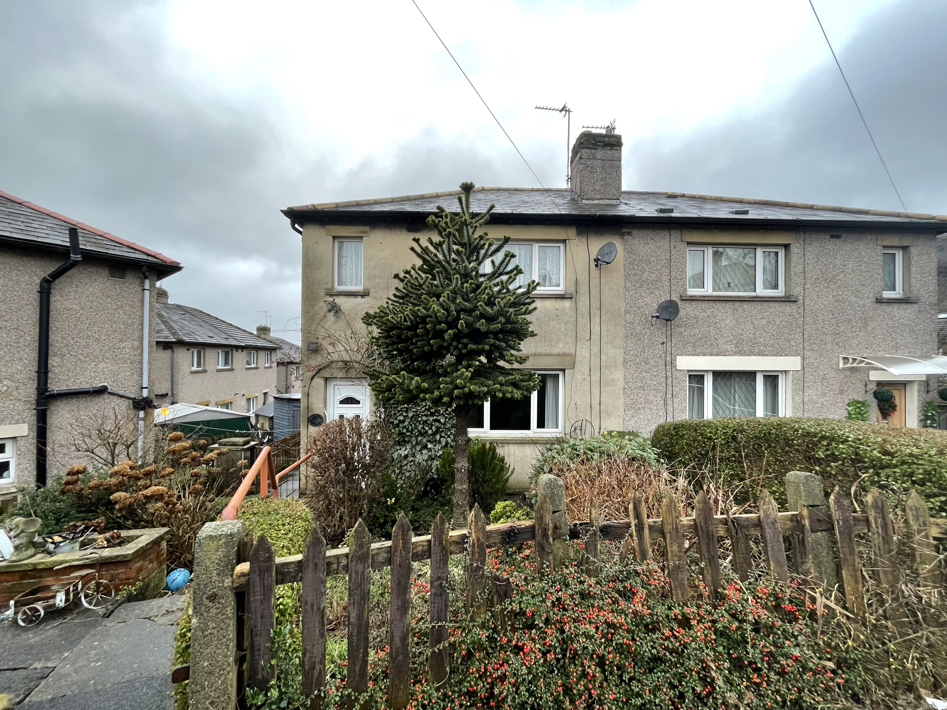 2 Kingsley Crescent, Baildon, Shipley BD17 5QQ