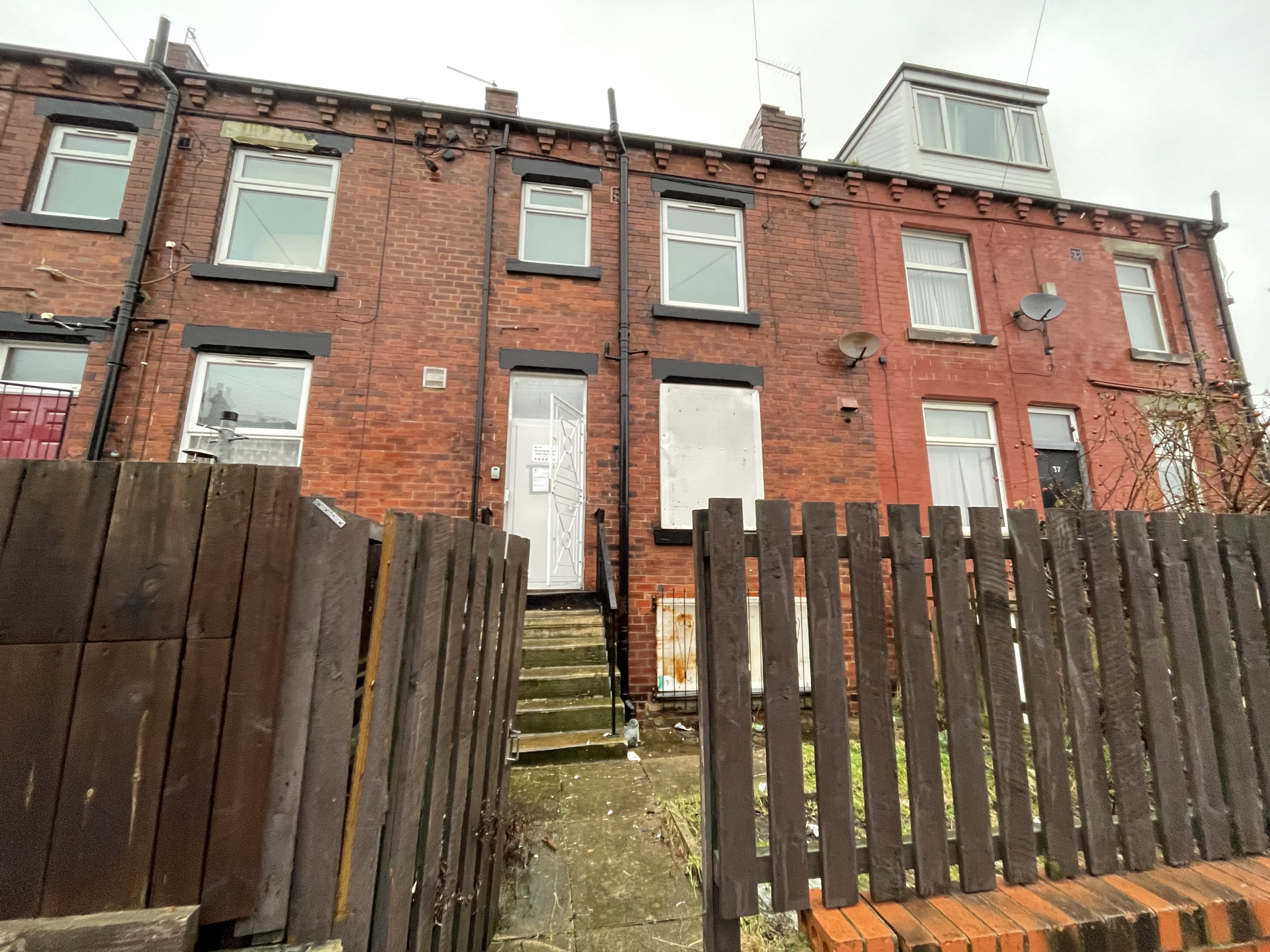 35 Arthington Grove, Hunslet, Leeds, West Yorkshire LS10 2NE