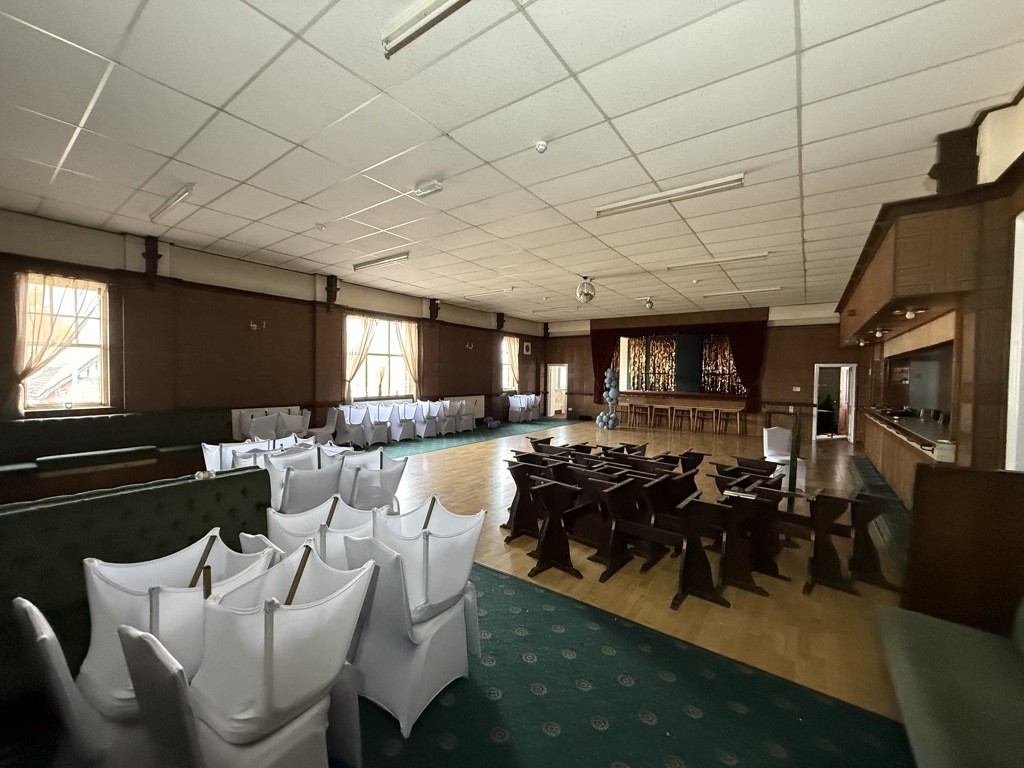 Former Pretoria Sports & Social Club, 45 Westfield Lane, South Elmsall, Pontefract, West Yorkshire WF9 2QB