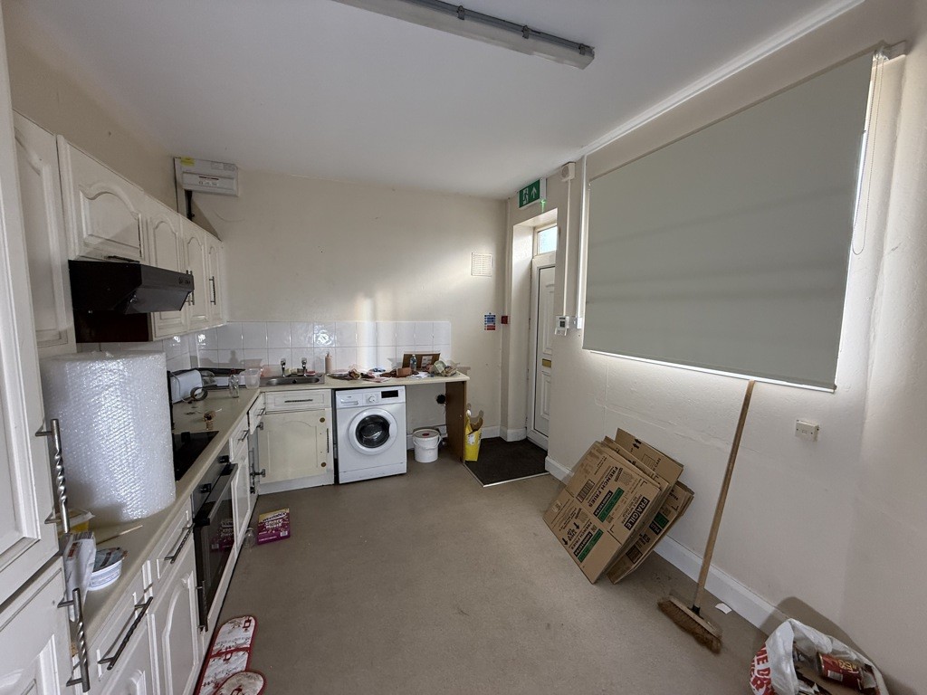 Former Pretoria Sports & Social Club, 45 Westfield Lane, South Elmsall, Pontefract, West Yorkshire WF9 2QB