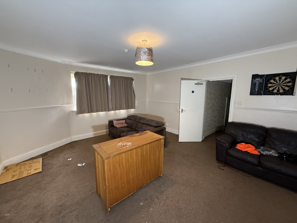 Former Pretoria Sports & Social Club, 45 Westfield Lane, South Elmsall, Pontefract, West Yorkshire WF9 2QB