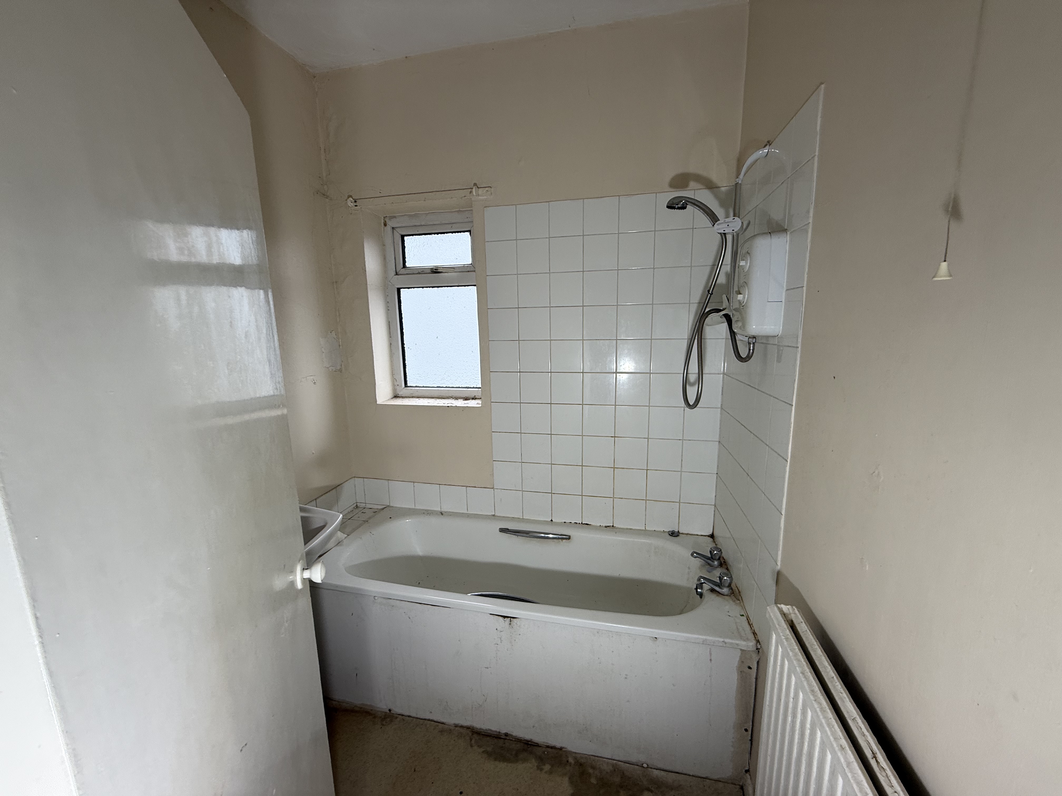 Former Club Premises & House, 88 Weeland Road, Knottingley, West Yorkshire WF11 8AR