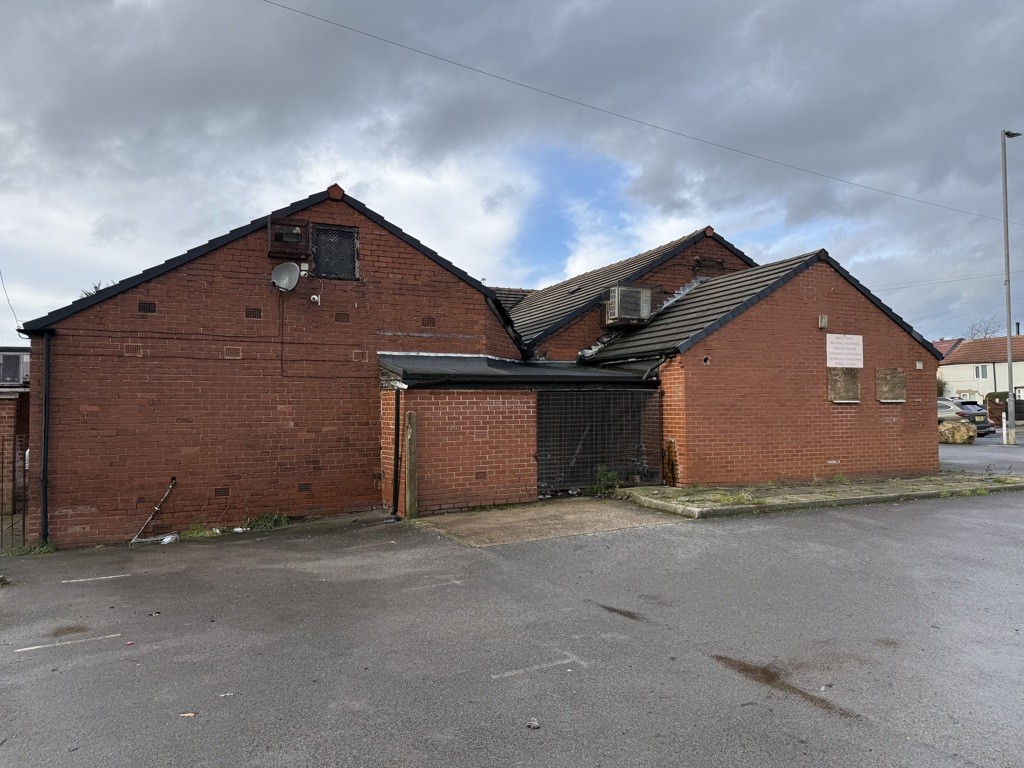 Former Club Premises & House, 34 High Street, Upton, Pontefract, West Yorkshire WF9 1HG