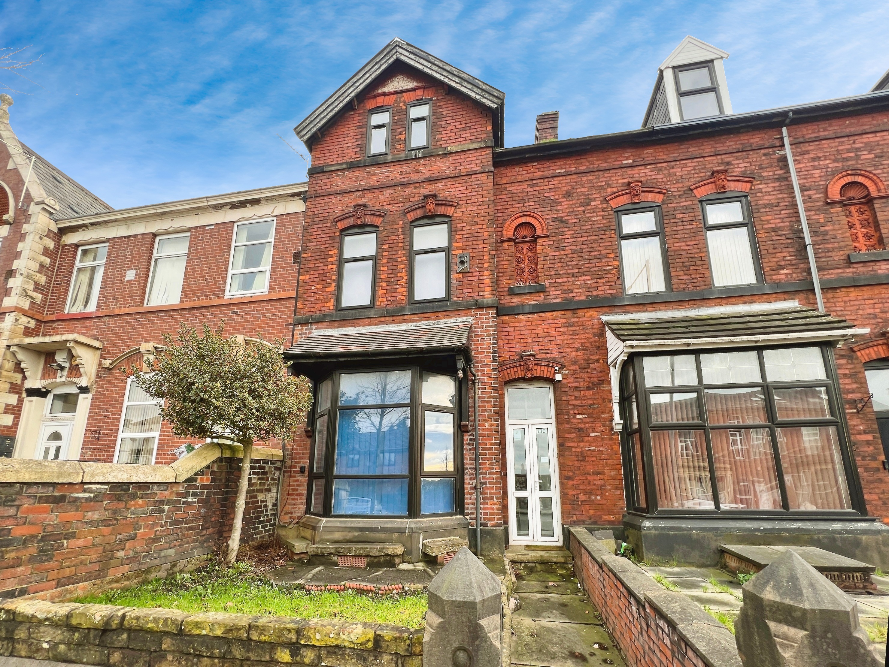 130 Walmersley Road, Bury, Lancashire BL9 6DX