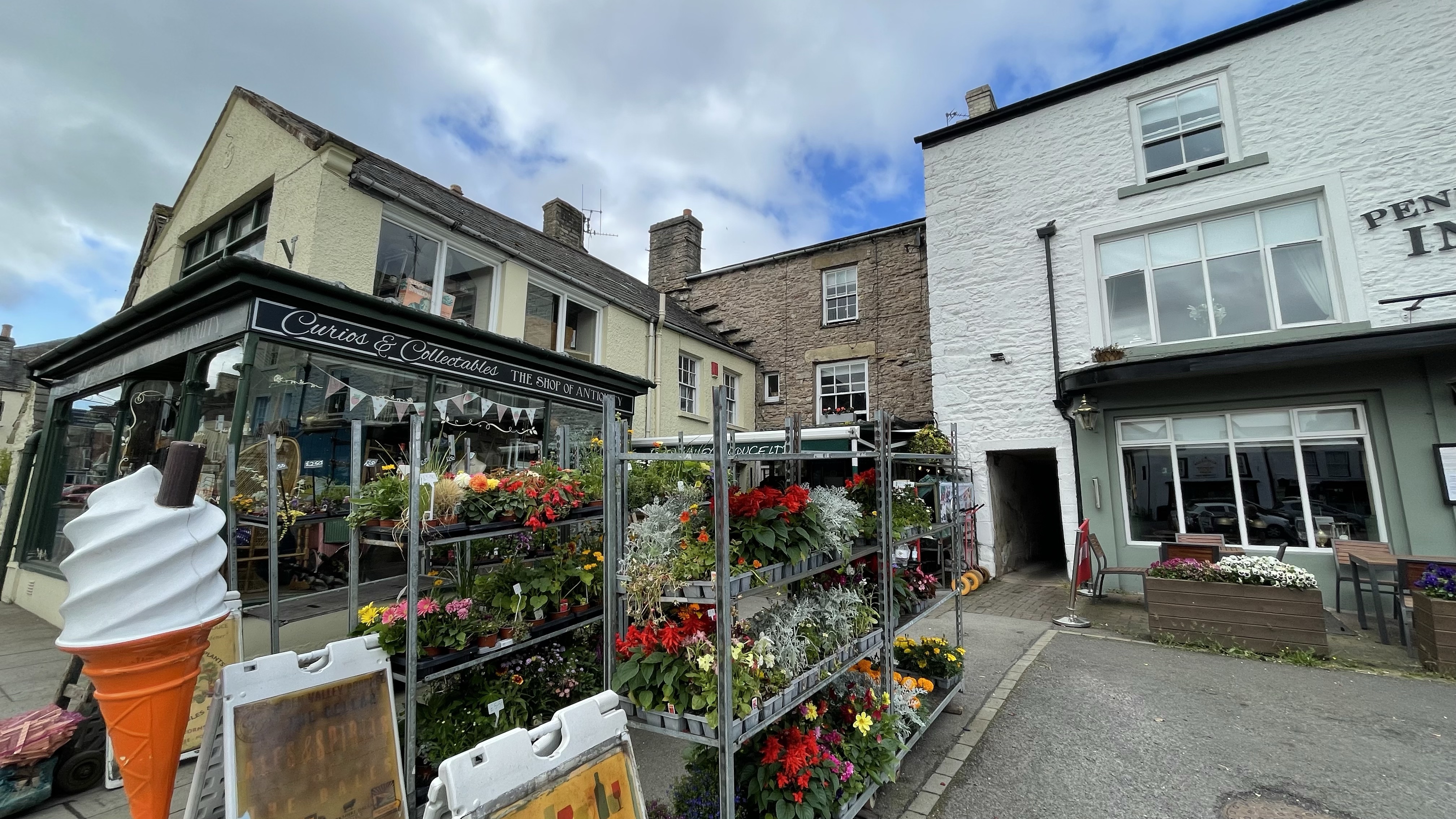 Property image #2