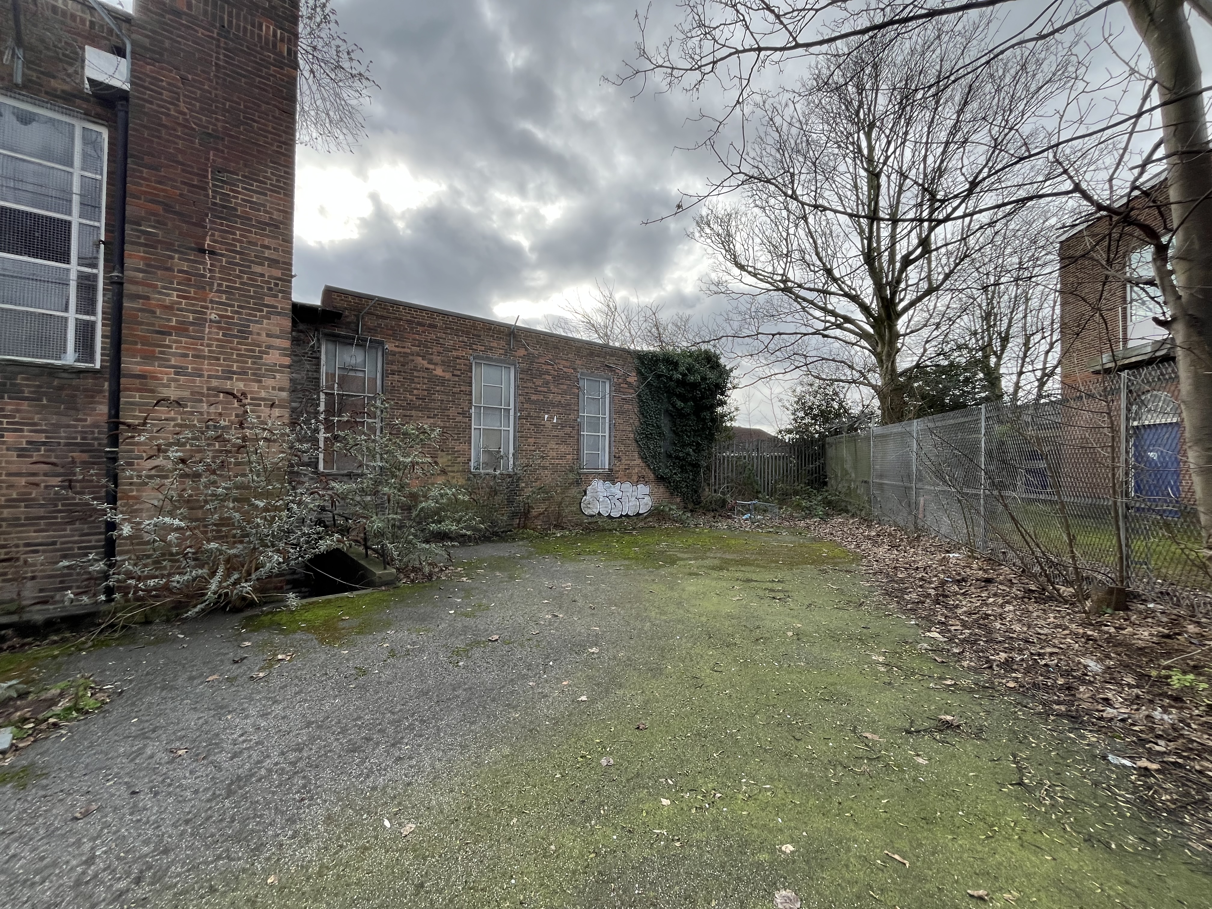 Former Crossgates Library, Farm Road, Leeds, West Yorkshire LS15 7LB
