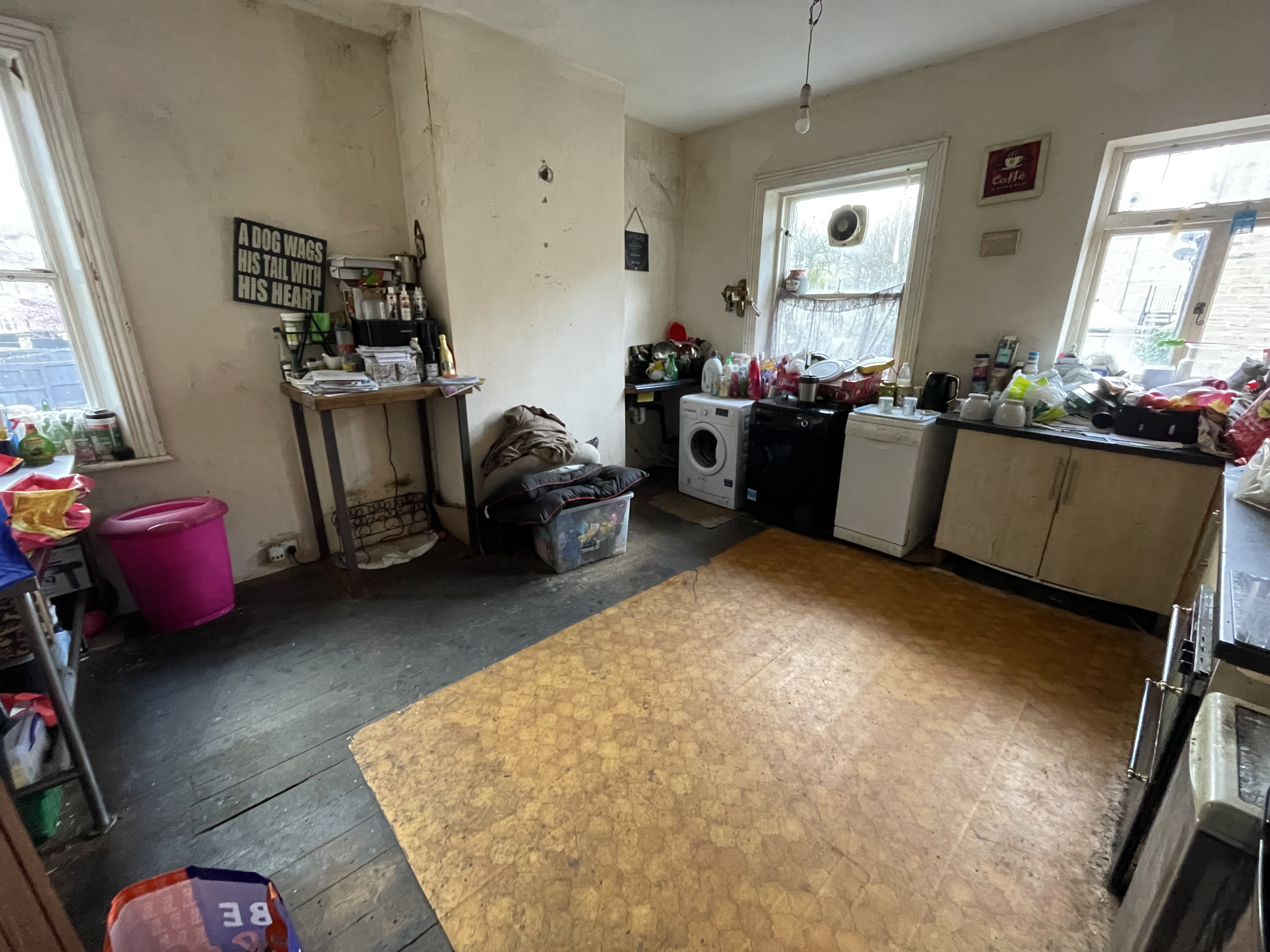 71 Halifax Road, Huddersfield, West Yorkshire HD3 3BR