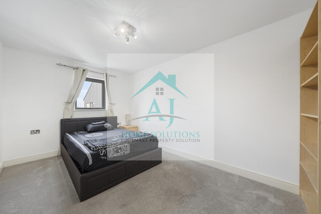 28 Quartz Terrace, Rayners Lane, Harrow HA2 0BT