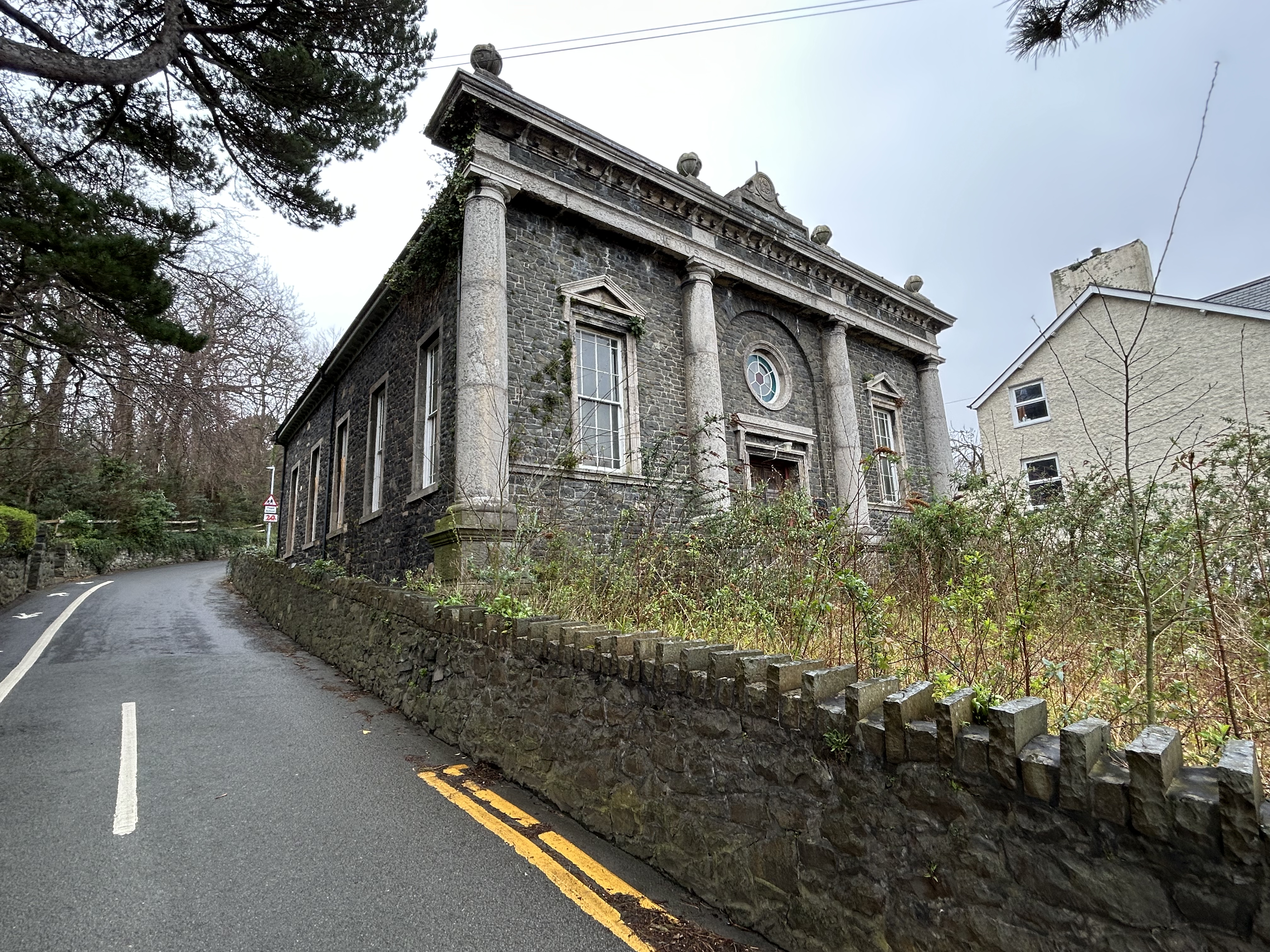 Our Lady of the Rosary, Conway Old Road, Penmaenmawr, Conwy LL34 6YE