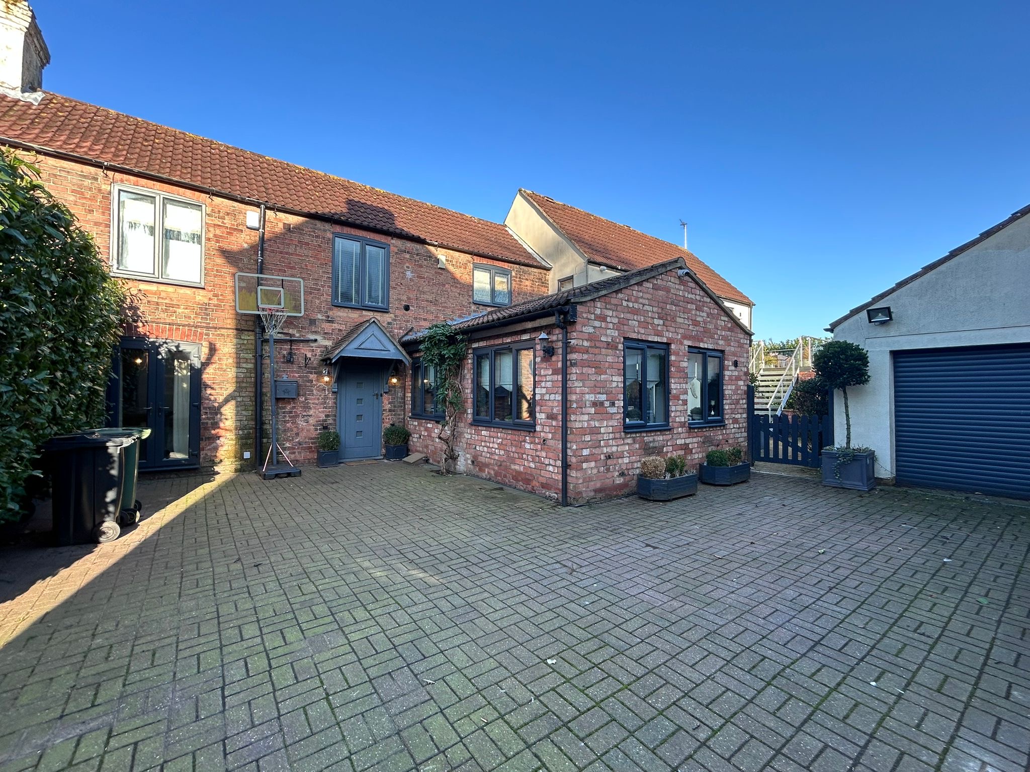 River Cottage, Main Street, West Stockwith, Doncaster, South Yorkshire DN10 4HB