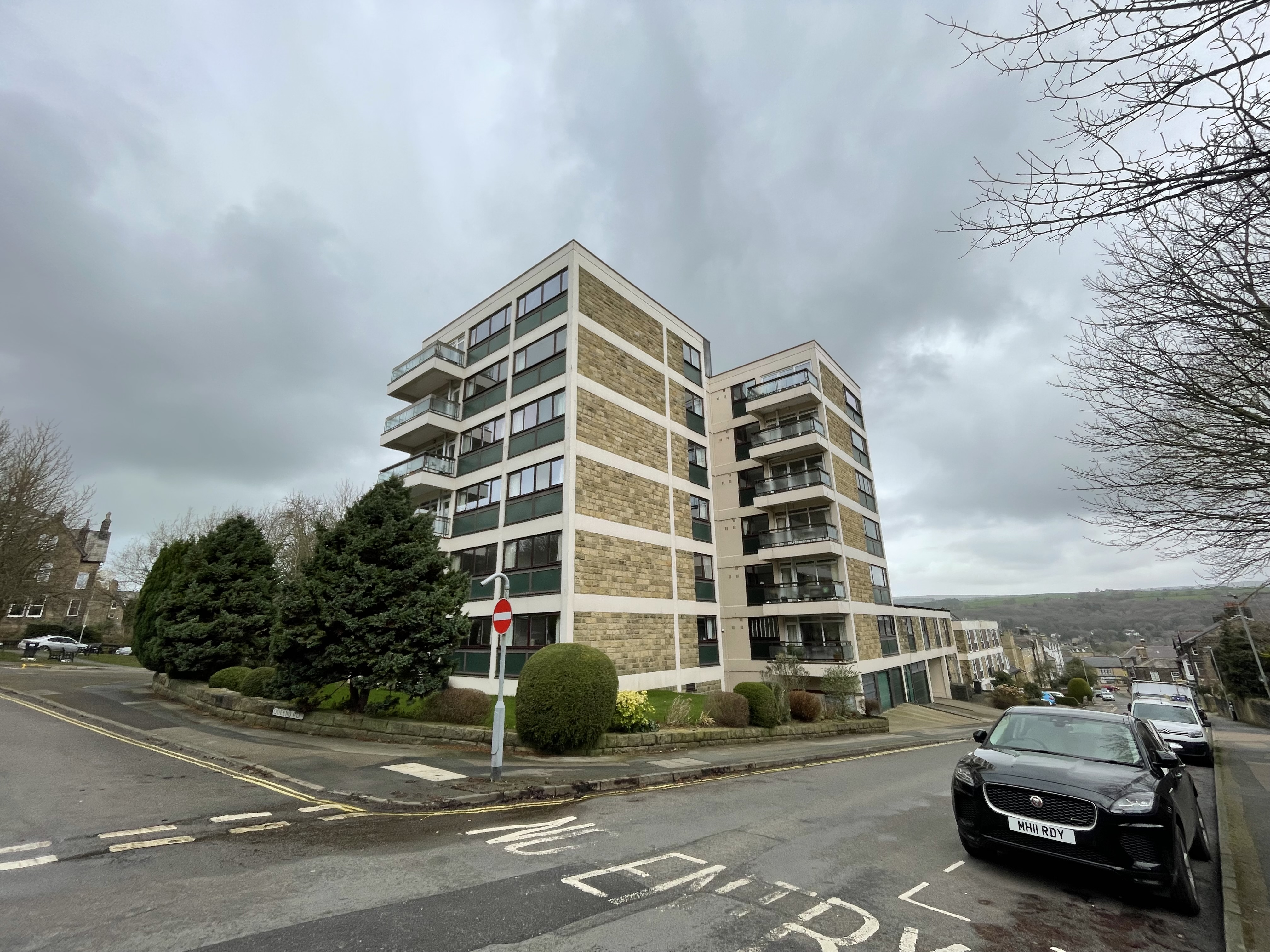 15 Wells Court, Wells Promenade, Ilkley, West Yorkshire LS29 9LG