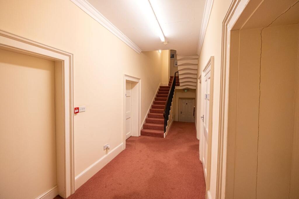 35 Potter Street, Worksop, Nottinghamshire S80 2AE