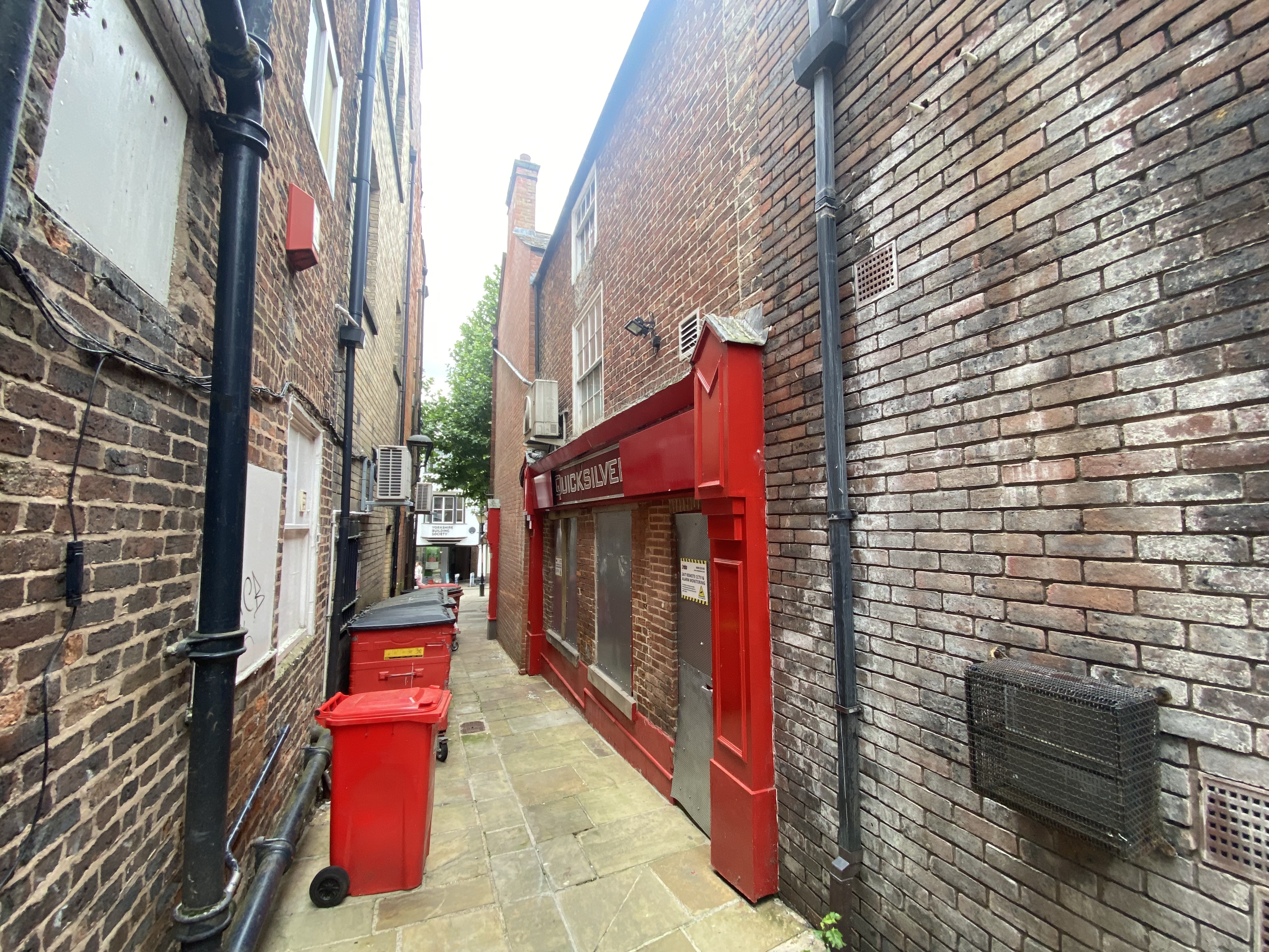 8-10 Central Pavement, Chesterfield, Derbyshire S40 1PQ