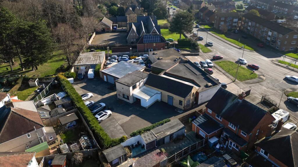 Garage & Premises, St Johns Road, Chesterfield, Derbyshire S41 8QN