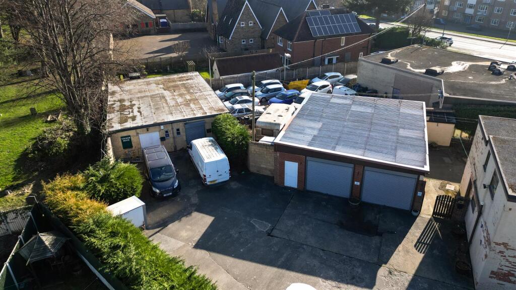 Garage & Premises, St Johns Road, Chesterfield, Derbyshire S41 8QN