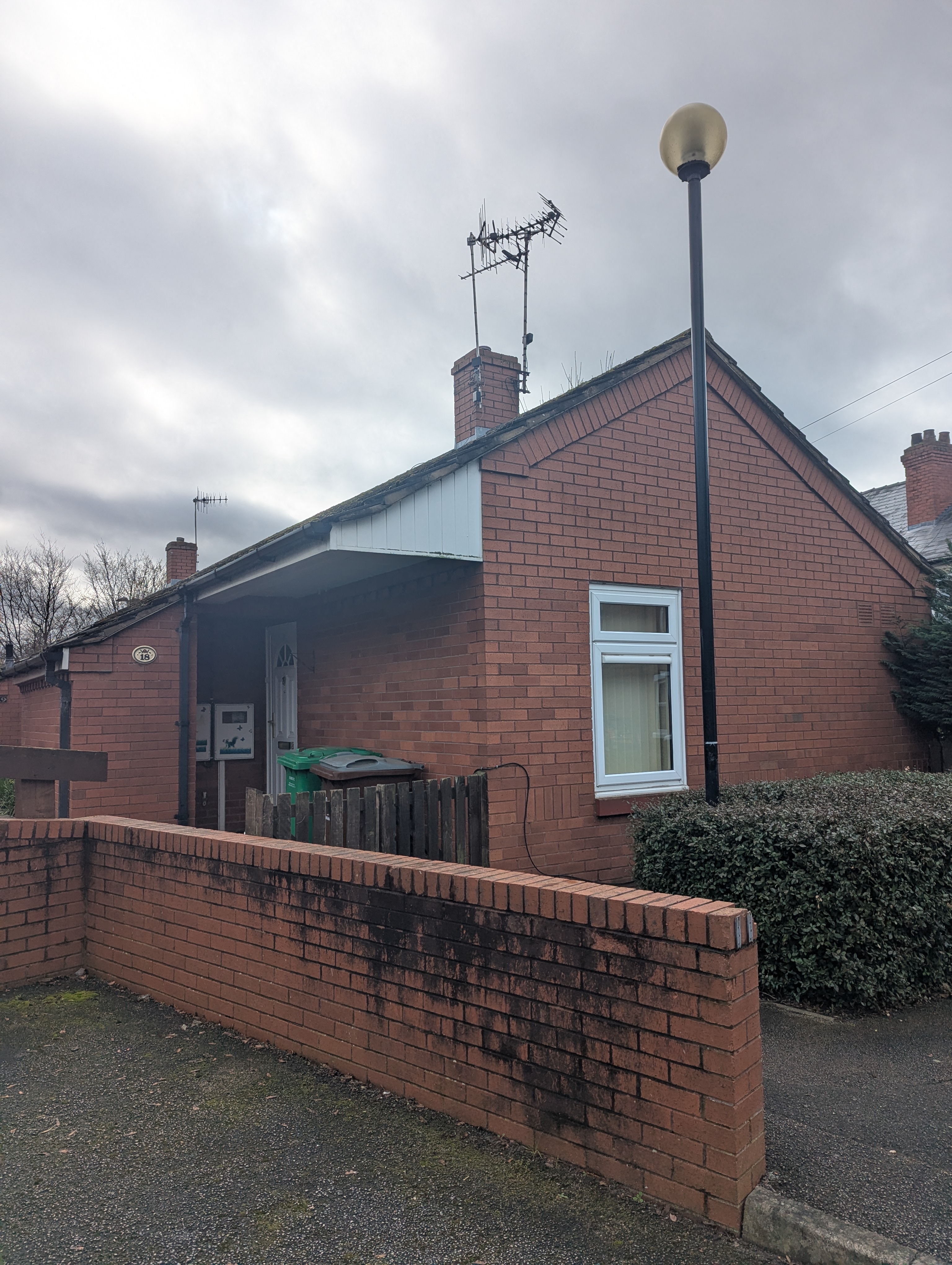 One Bedroom Bungalow in Nottingham
