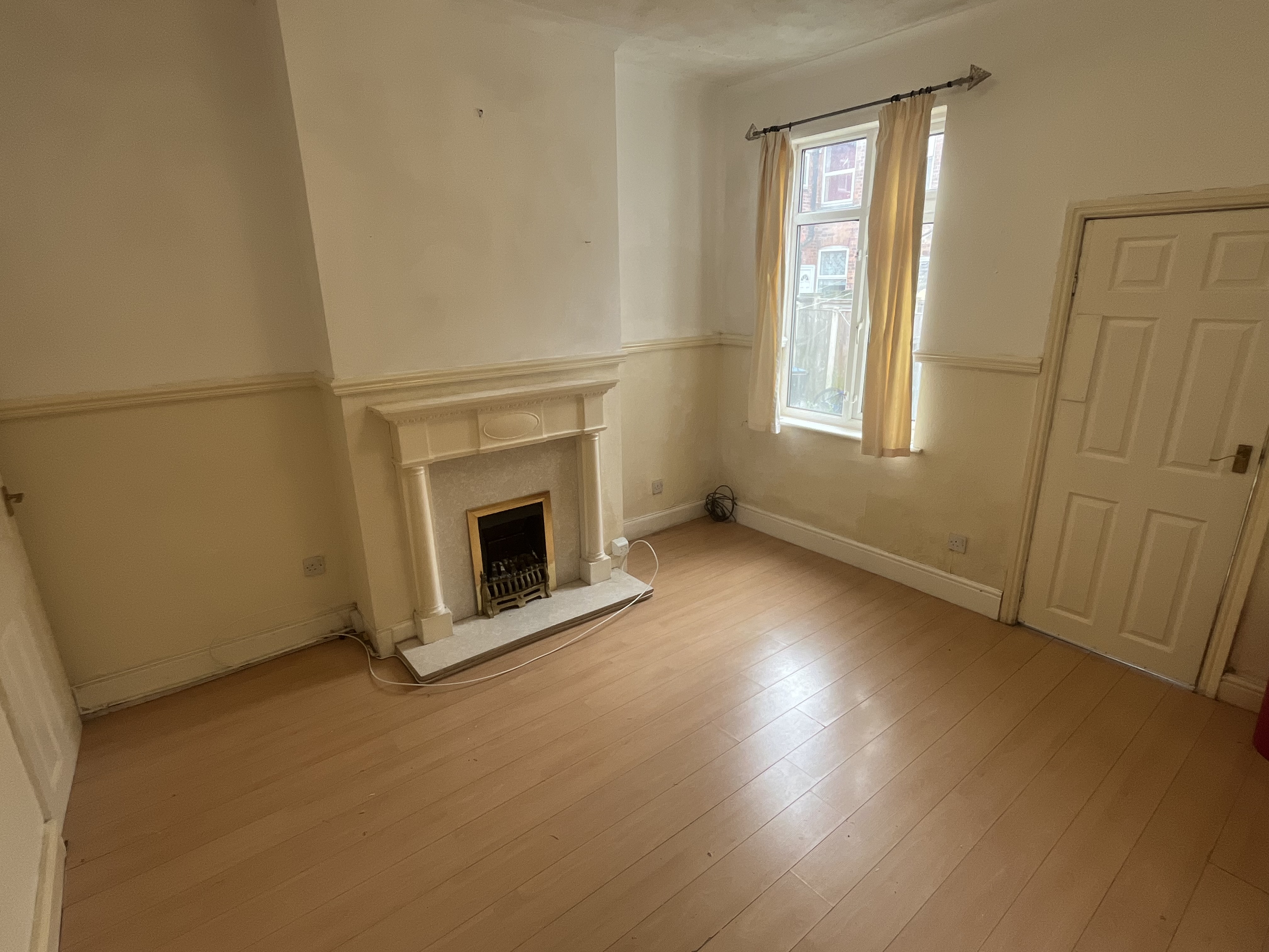 15 Lyndhurst Road, Nottingham, Nottinghamshire NG2 4FW