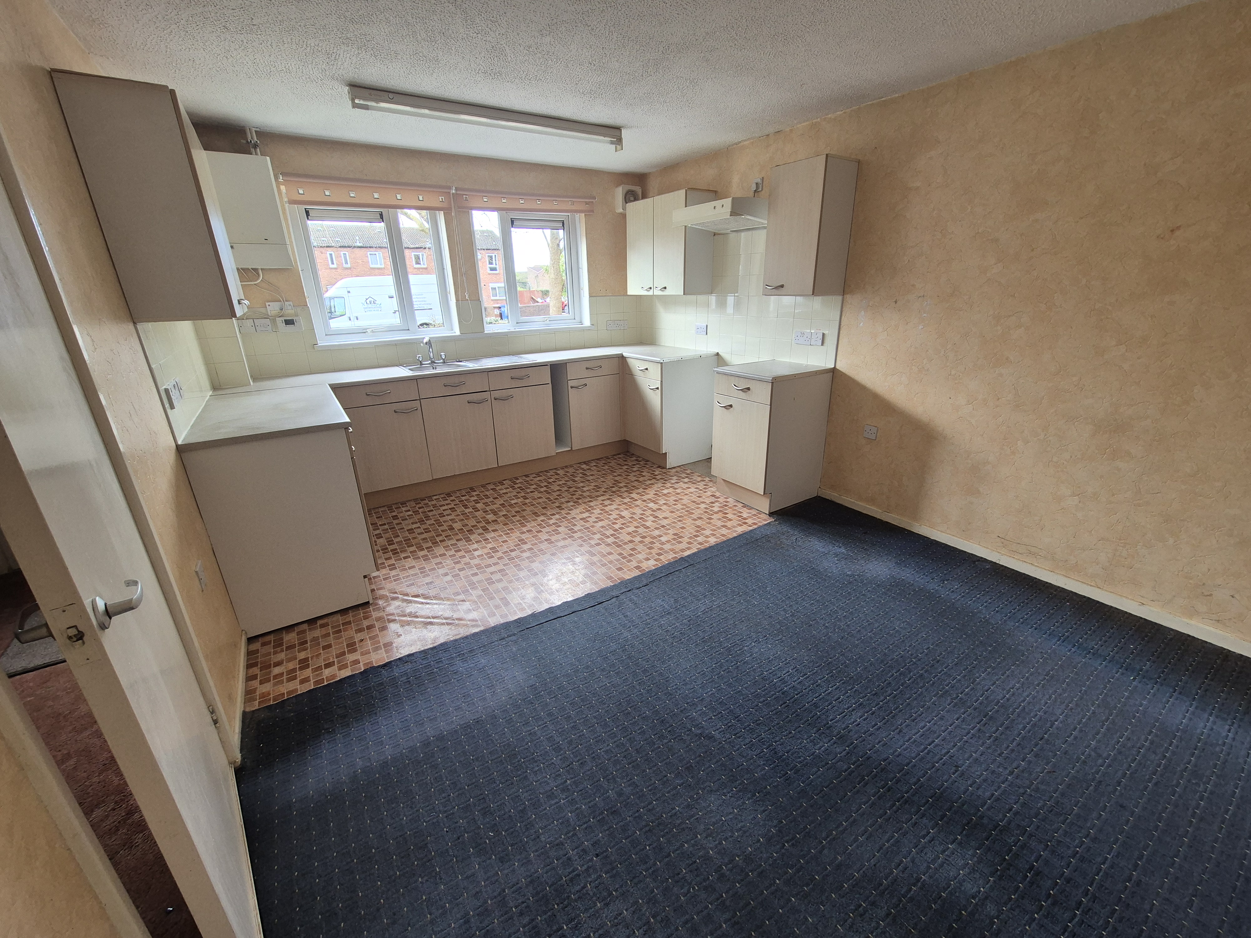 78 Broadfields, Chorley, Lancashire PR7 1XR image 4