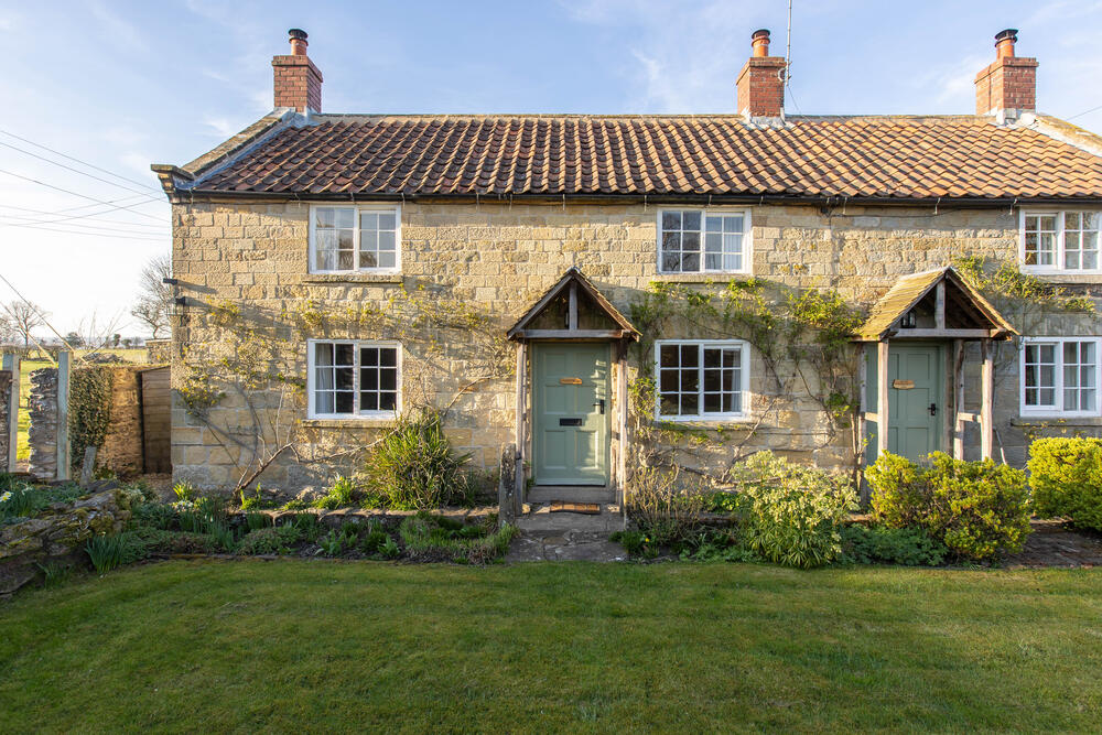 Grade II Listed Two Bedroom Cottage