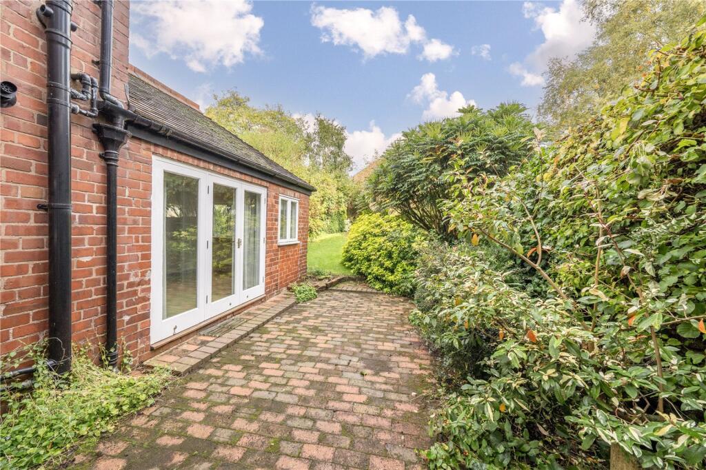 Mary Grove Villa, St. Julians Avenue, Ludlow, Shropshire SY8 1ET