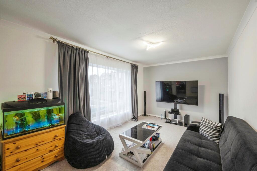 64 Queen Street, Doncaster, South Yorkshire DN4 8AB