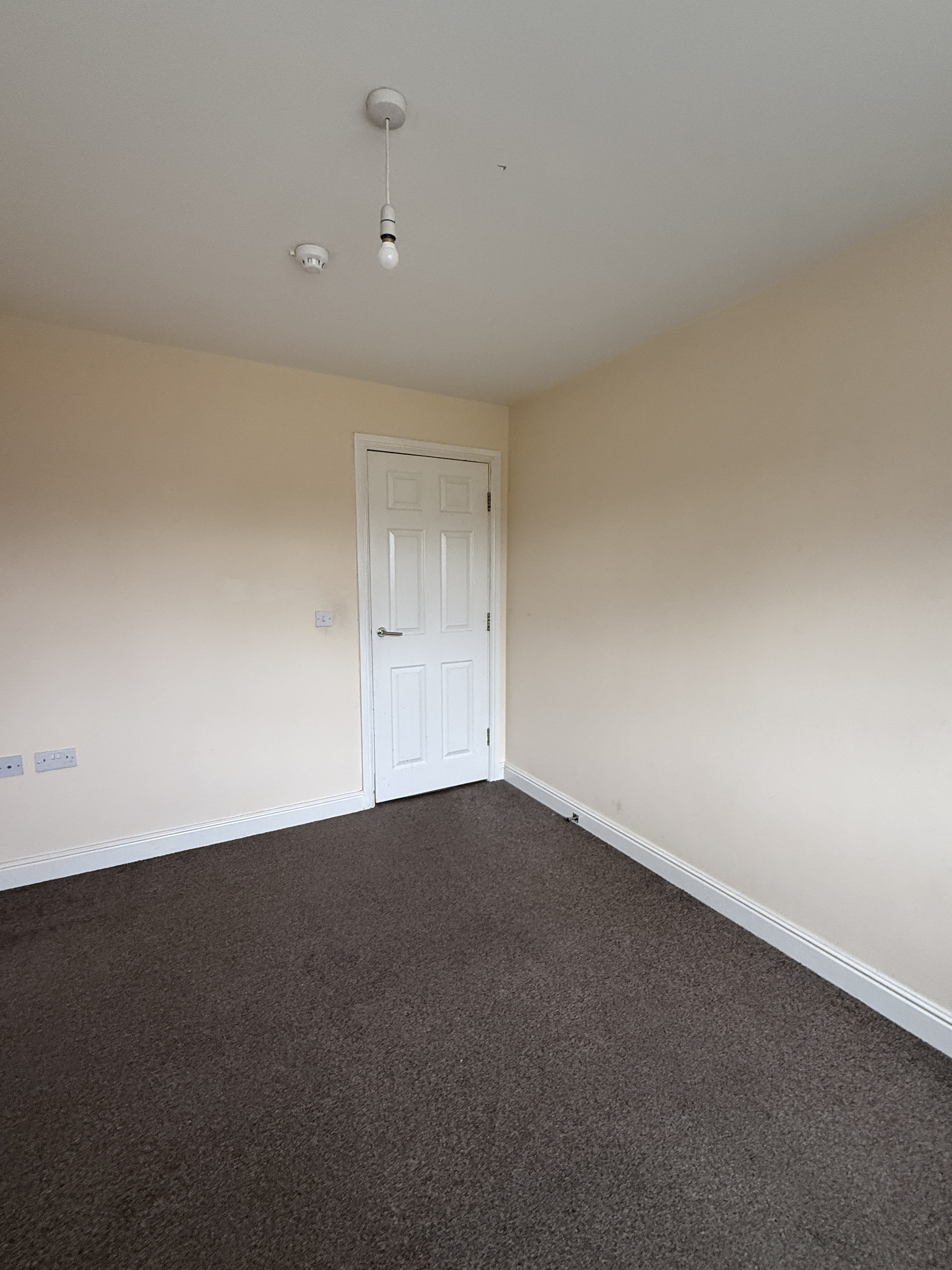 10 Bakewell Court, Buxton, Derbyshire SK17 7TX image 5