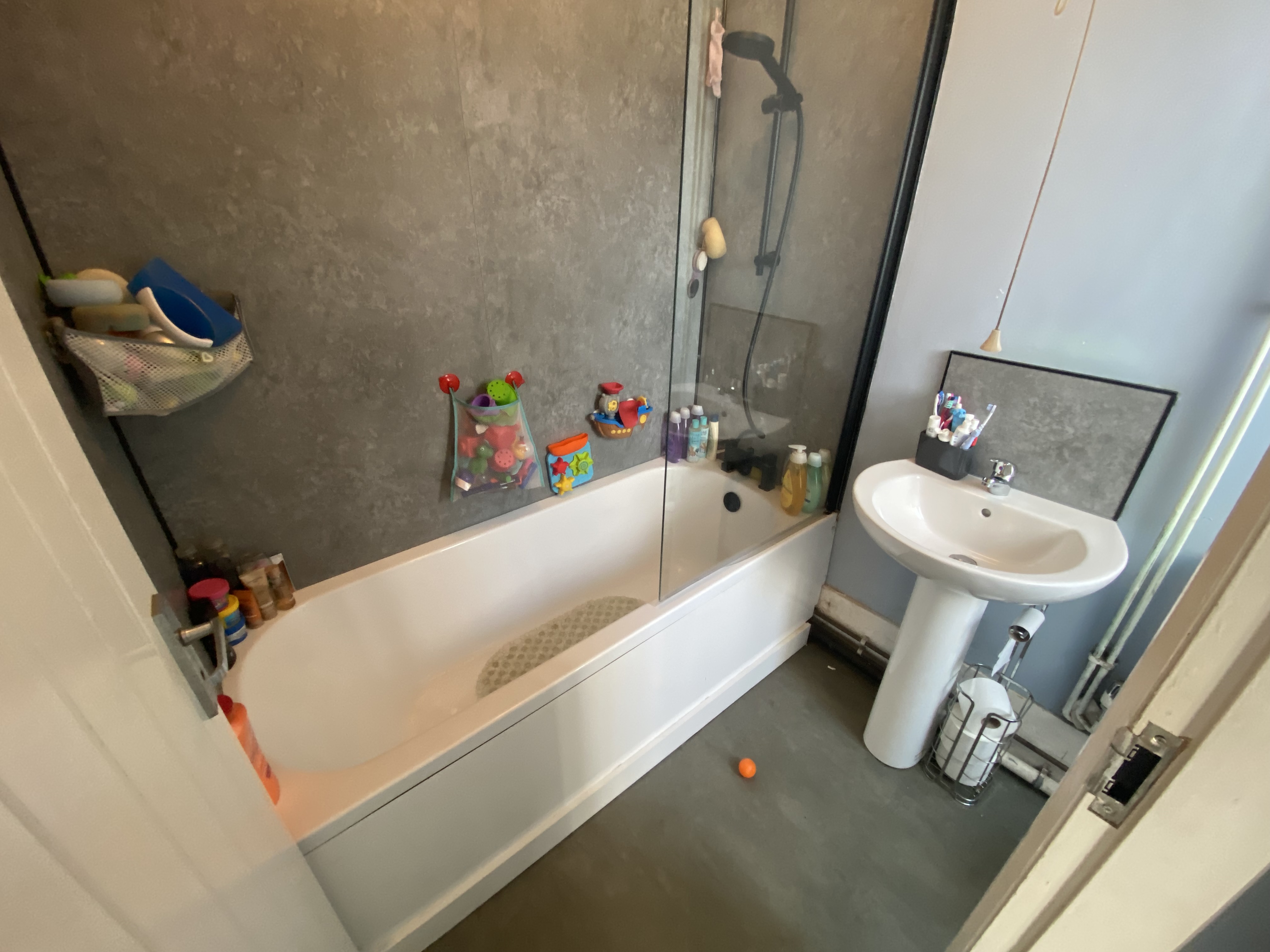 8 Oakdale Place, Rotherham, South Yorkshire S61 2PA