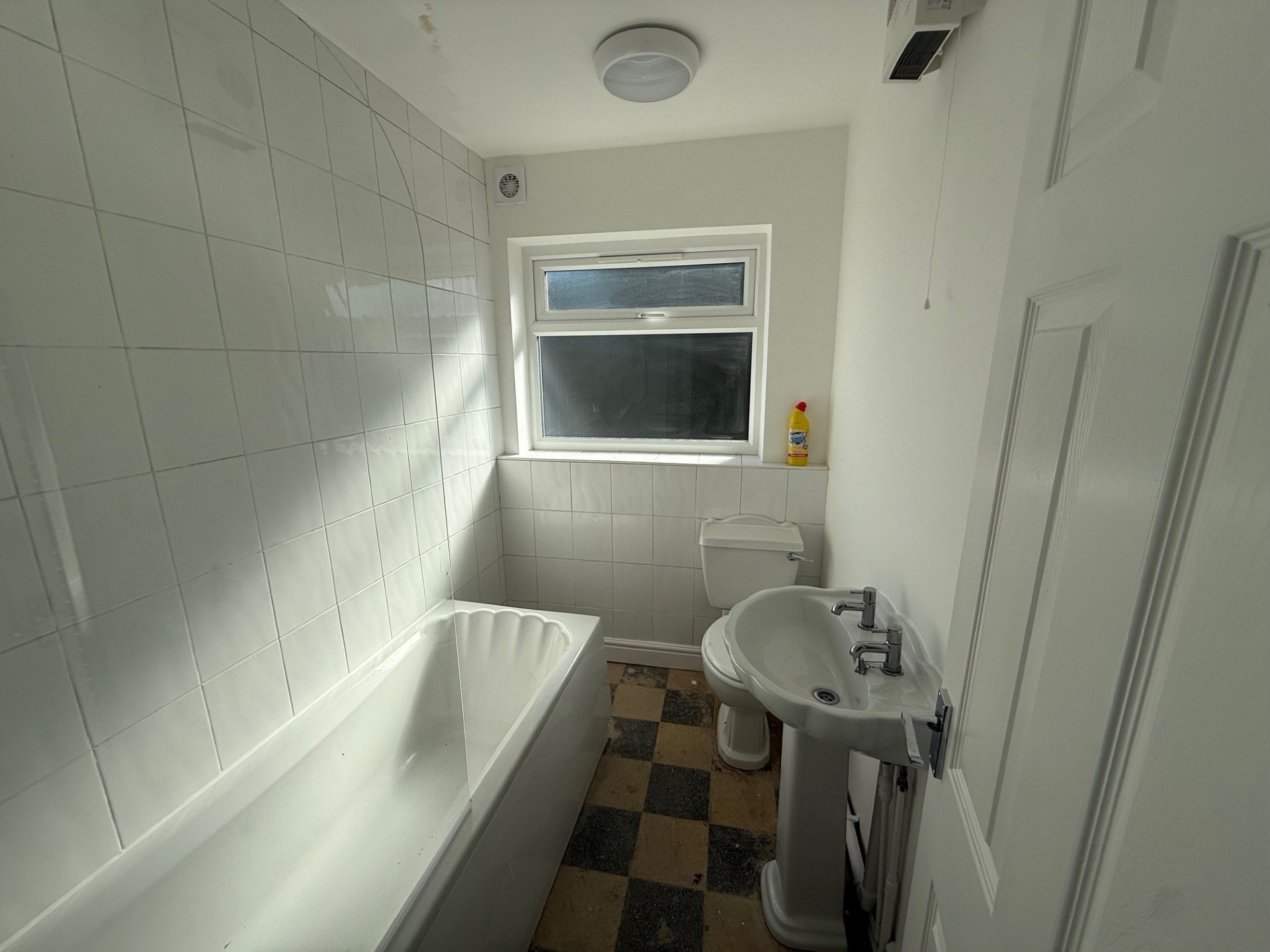 116 Calais Road, Burton-On-Trent, Staffordshire DE13 0UL