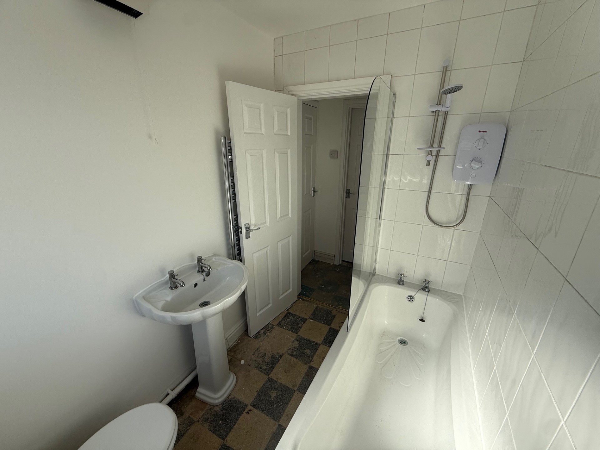 116 Calais Road, Burton-On-Trent, Staffordshire DE13 0UL