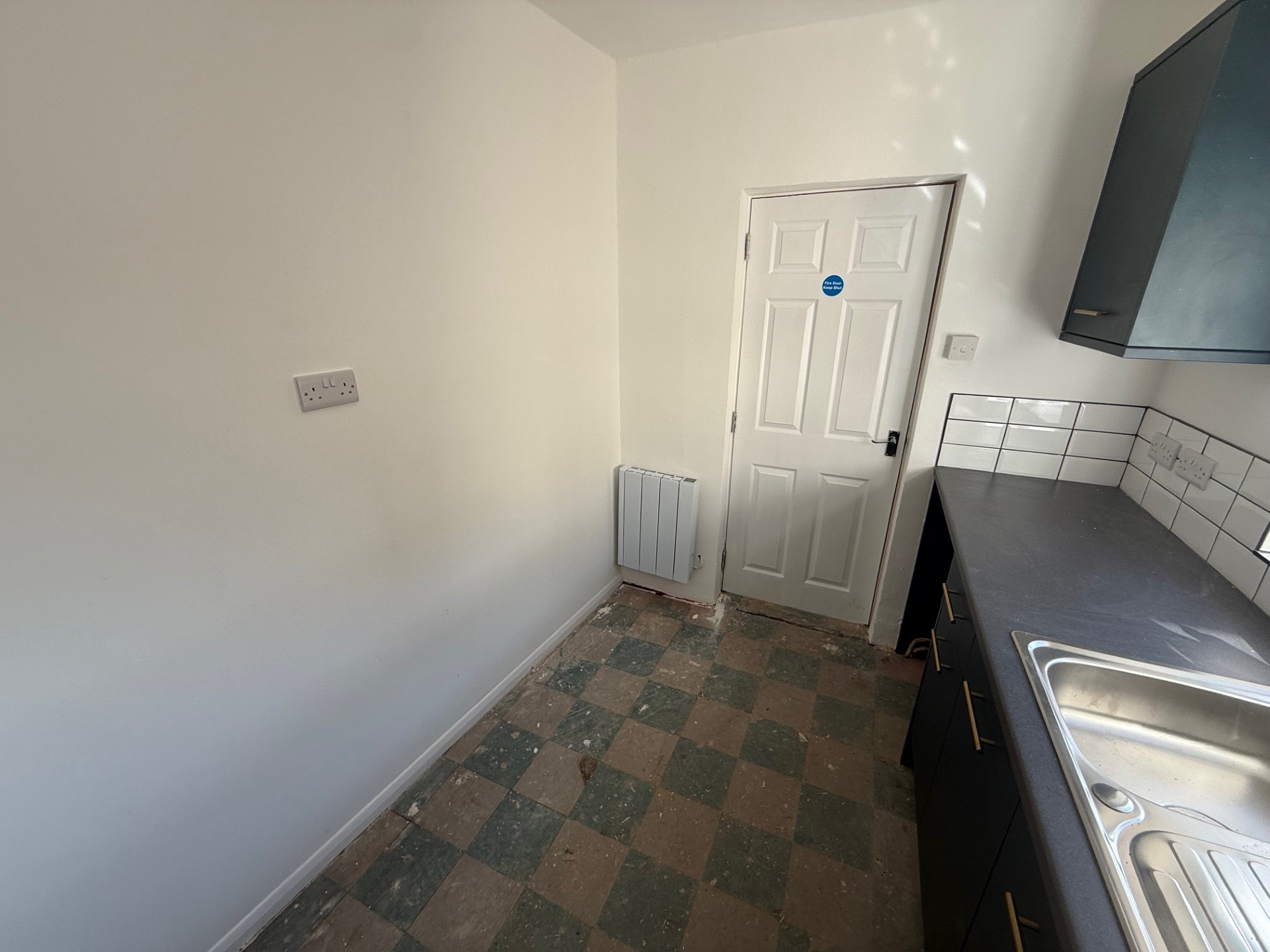 116 Calais Road, Burton-On-Trent, Staffordshire DE13 0UL