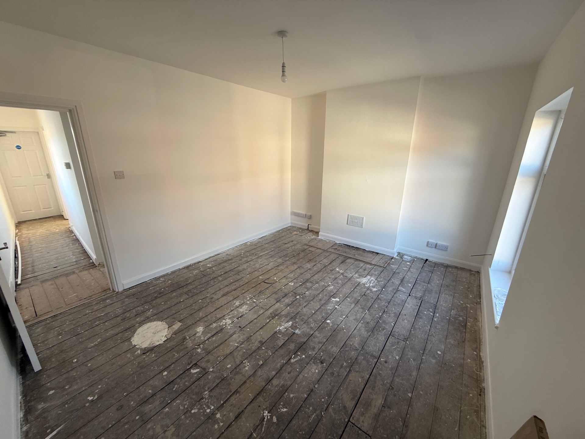 116 Calais Road, Burton-On-Trent, Staffordshire DE13 0UL