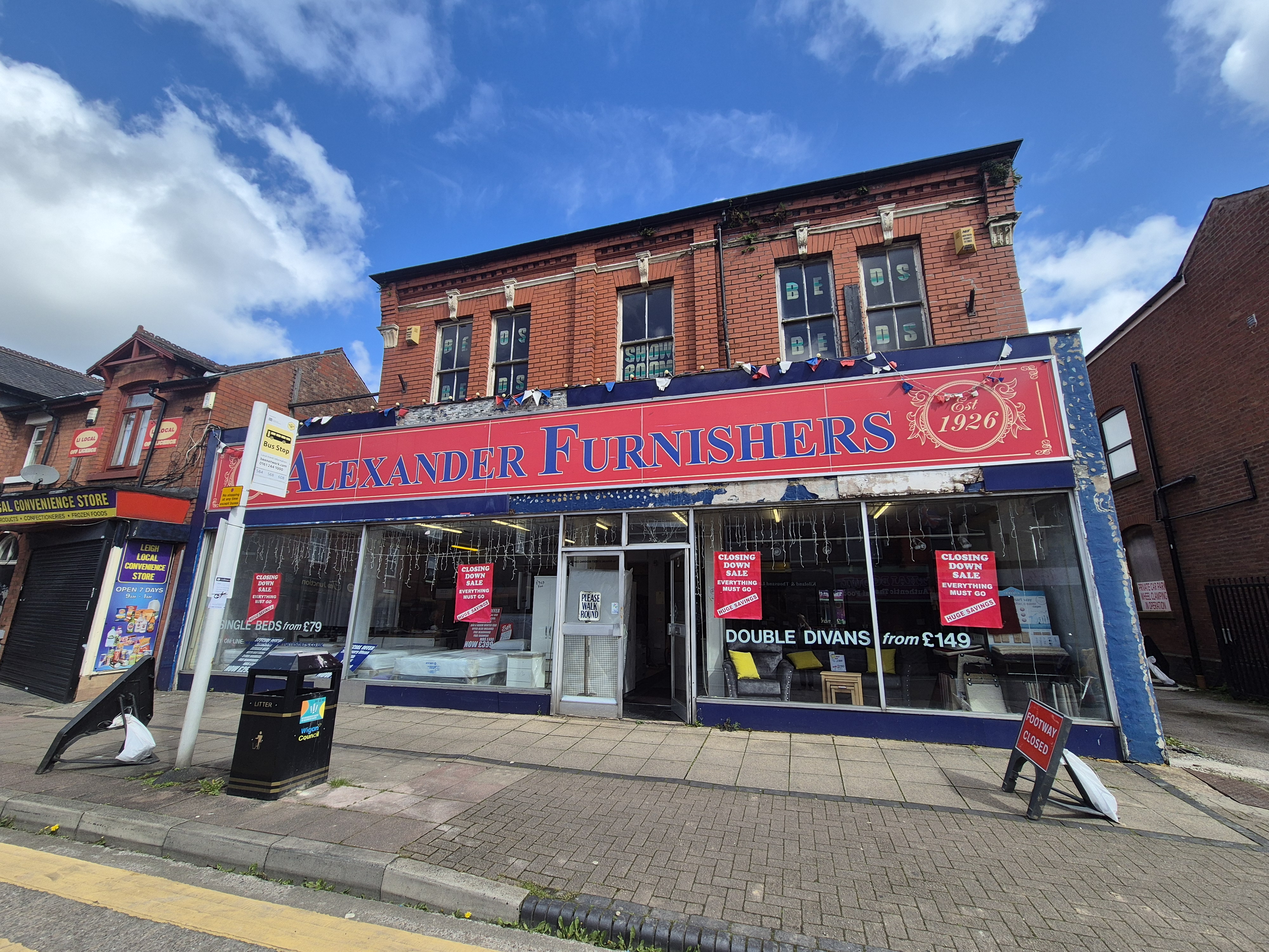 18 Railway Road, Leigh, Lancashire WN7 4AX