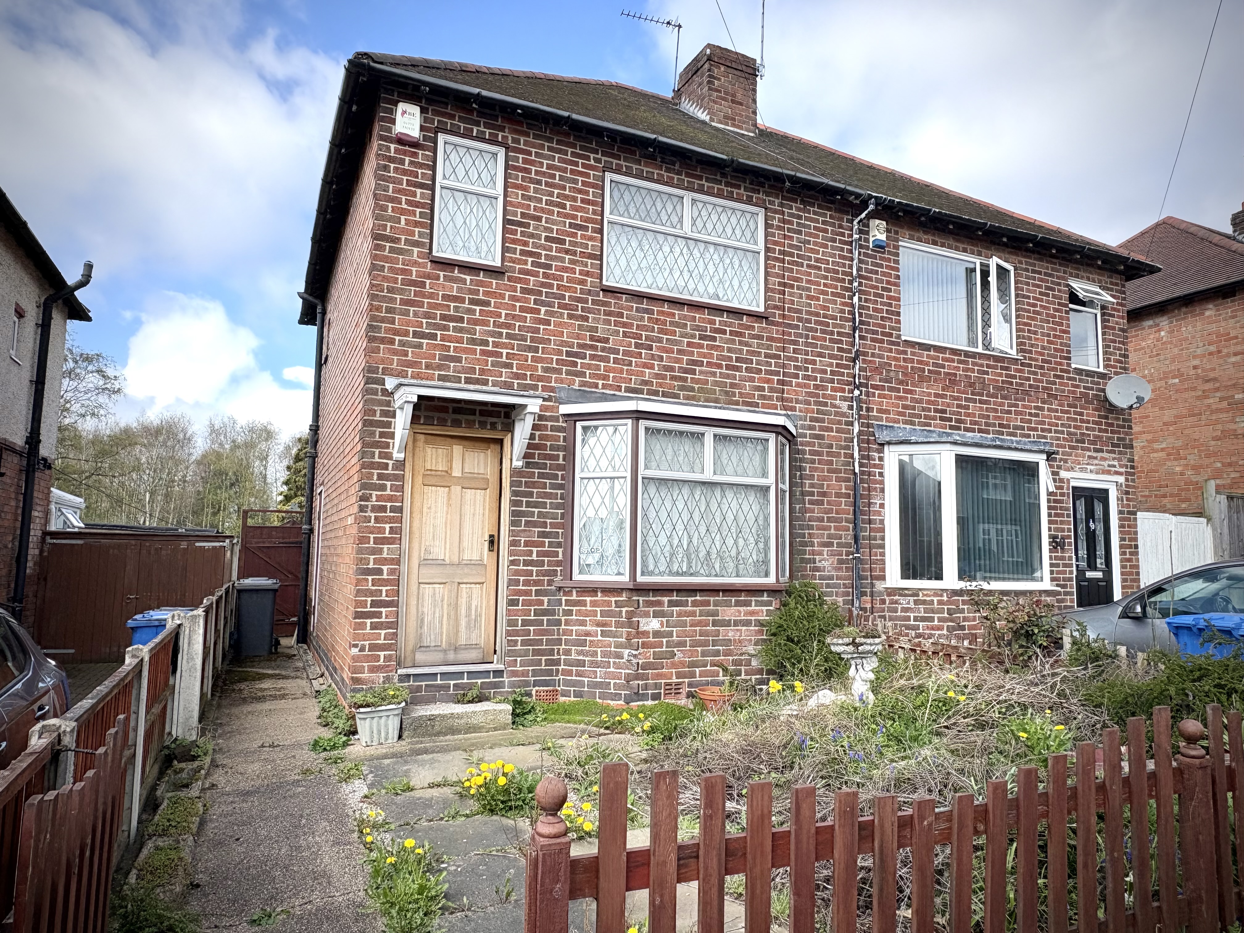 Superb Freehold Residential Investment image 4