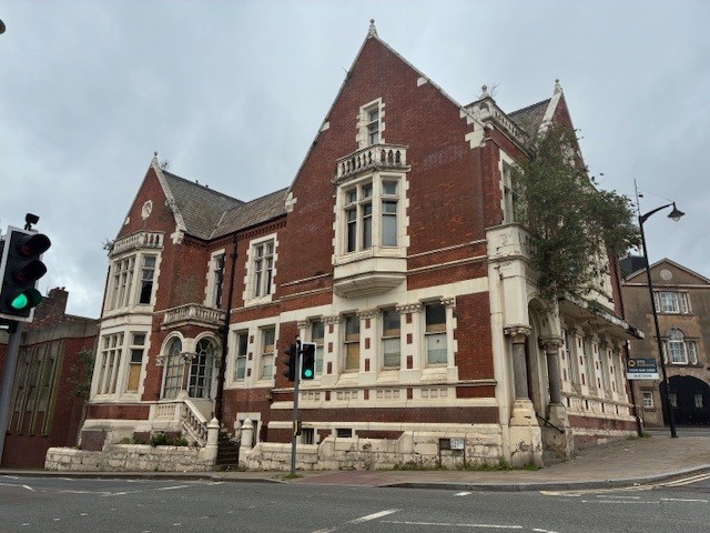Property image #1