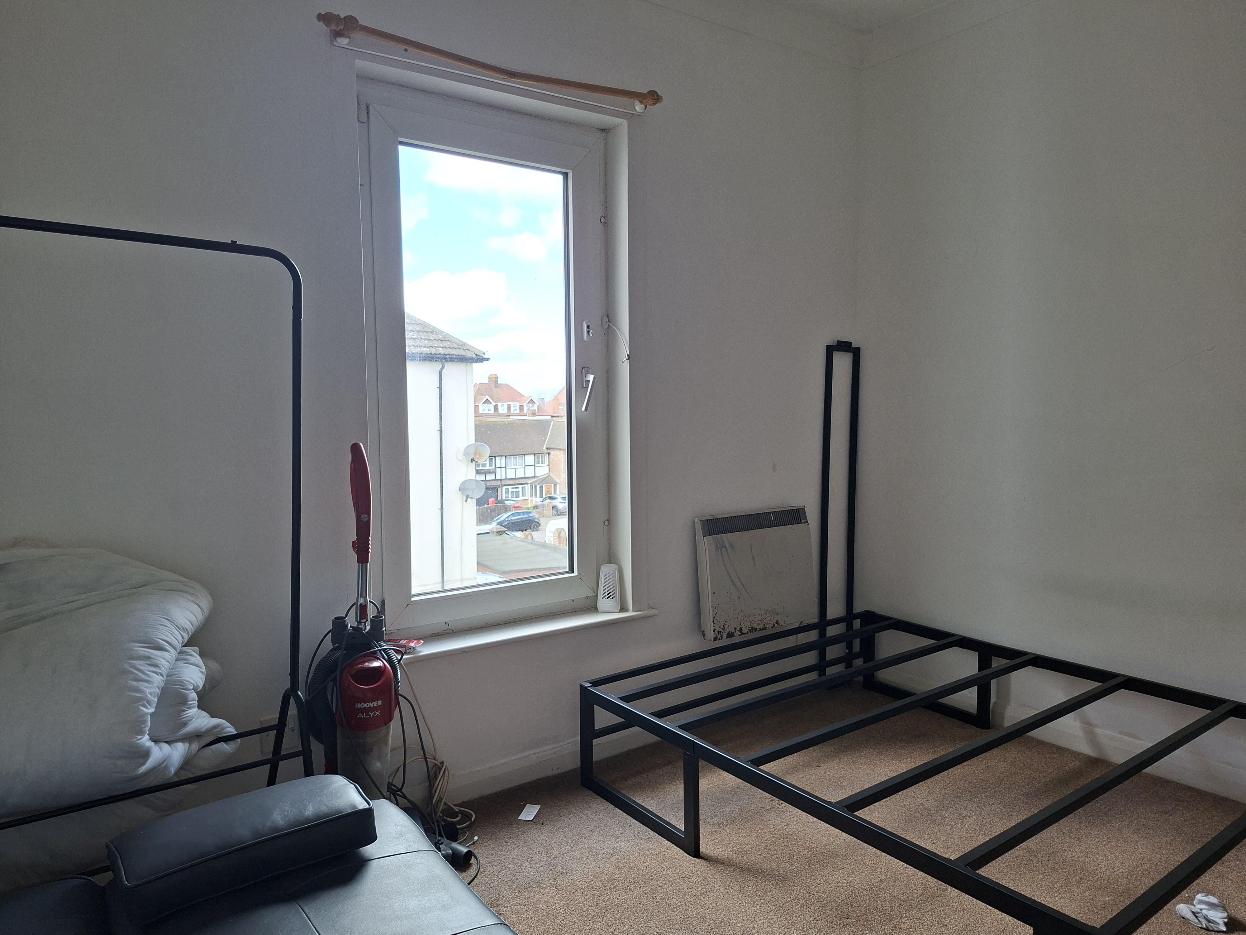 Flat 6, 53 South Terrace, Littlehampton, West Sussex BN17 5LE