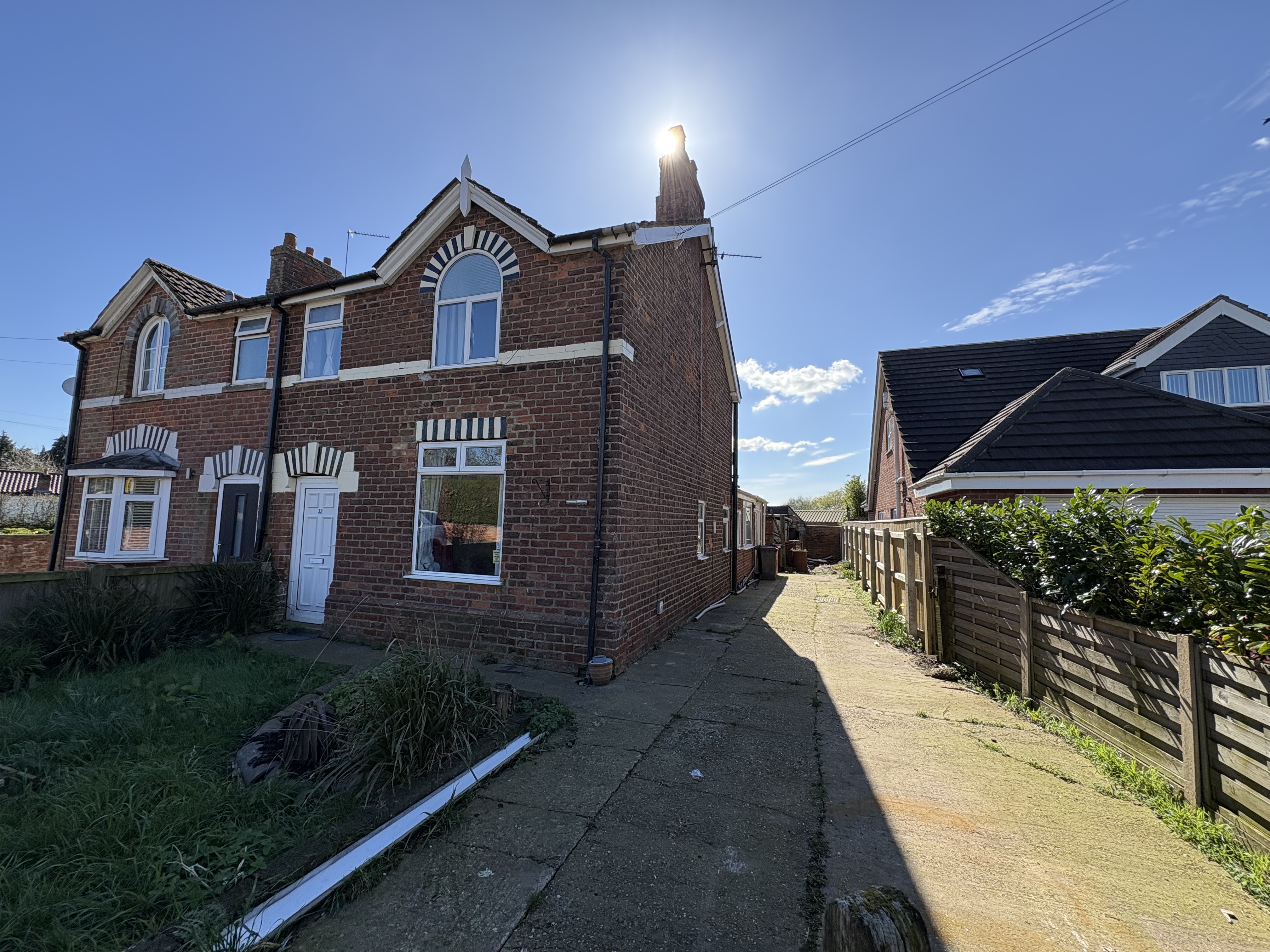33 Low Road, Worlaby, Brigg, Lincolnshire DN20 0NA