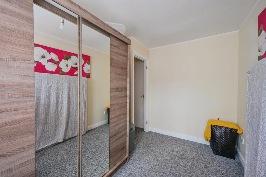 27 Waterside, Polesworth, Tamworth, Warwickshire B78 1EG