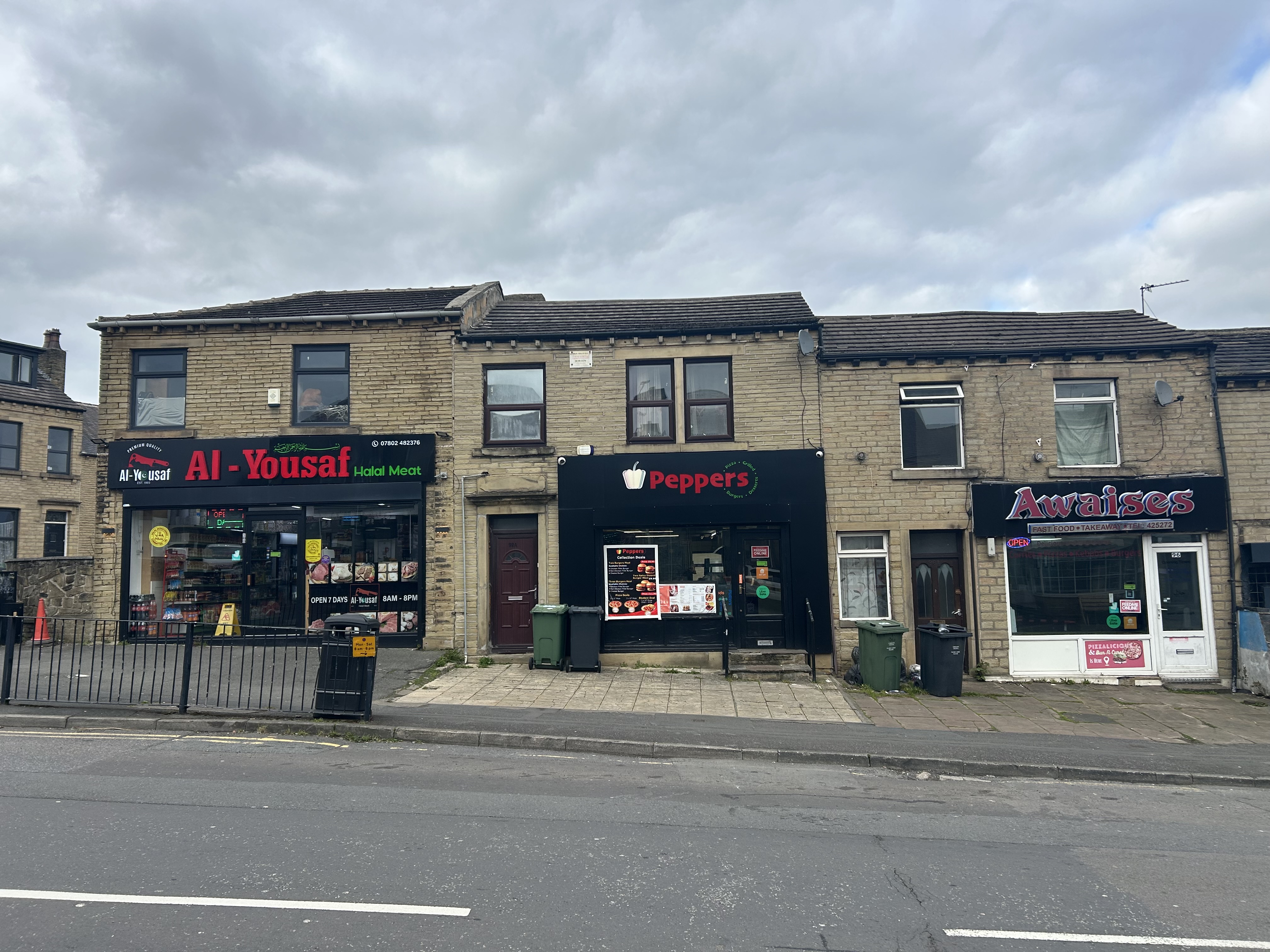 98 St. Johns Road, Huddersfield, West Yorkshire HD1 5EY
