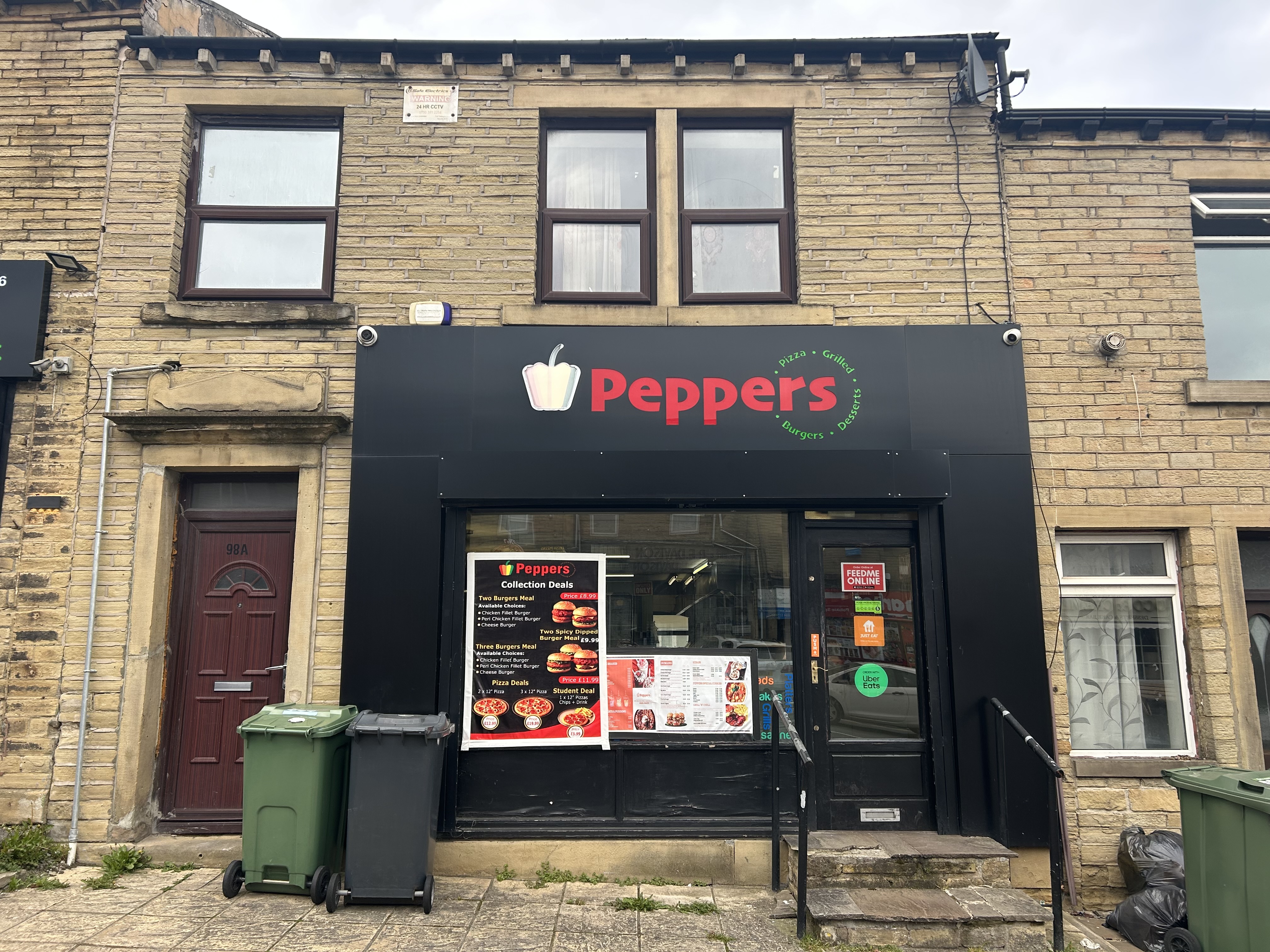 98 St. Johns Road, Huddersfield, West Yorkshire HD1 5EY