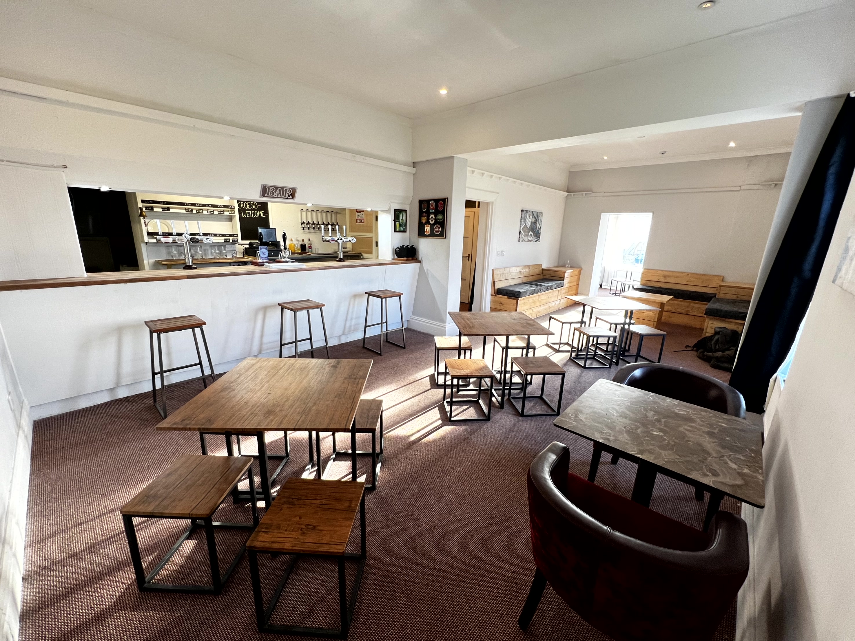 The Springfield Hotel, Beach Road, Fairbourne, Gwynedd LL38 2PX