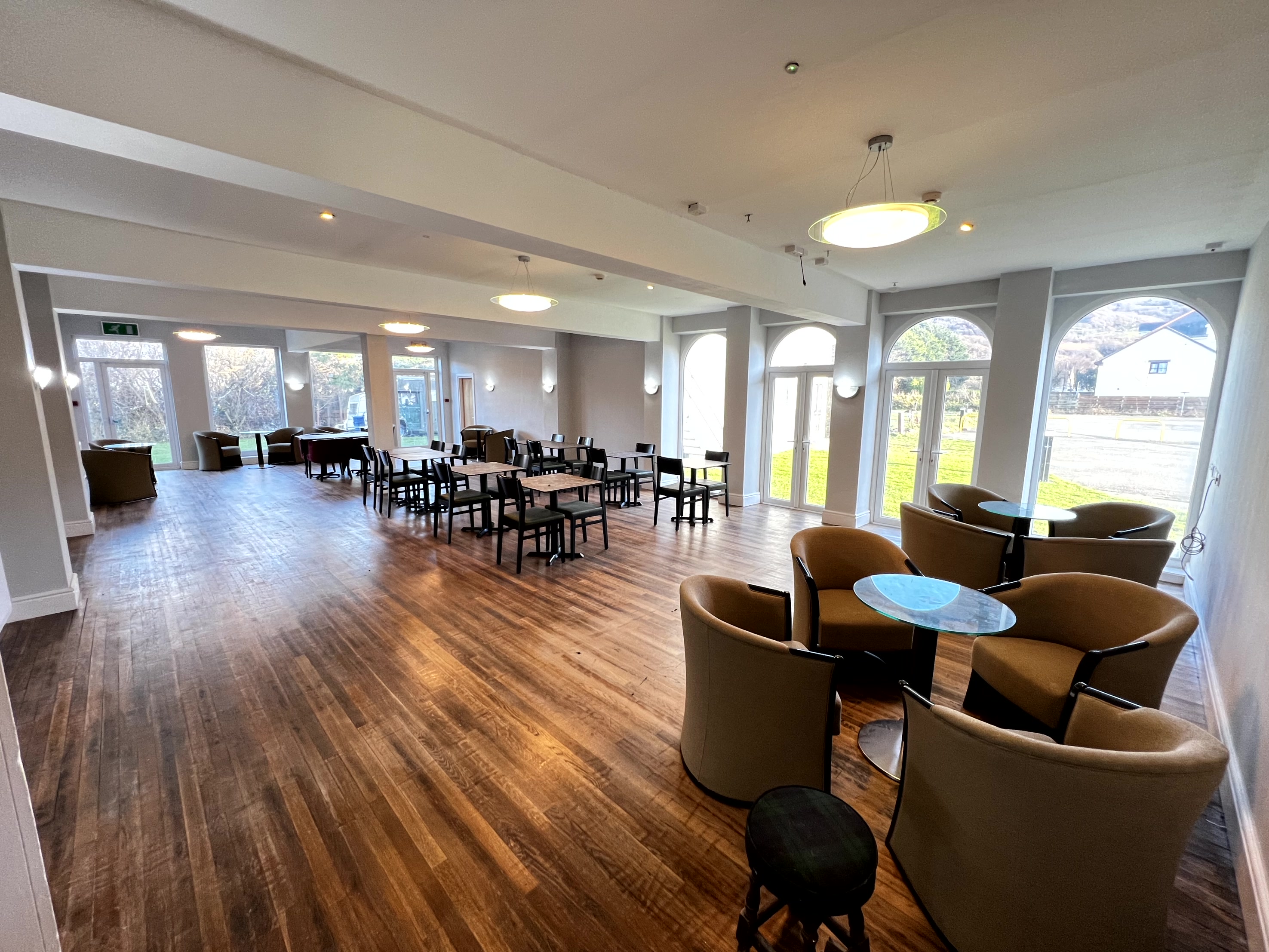 The Springfield Hotel, Beach Road, Fairbourne, Gwynedd LL38 2PX