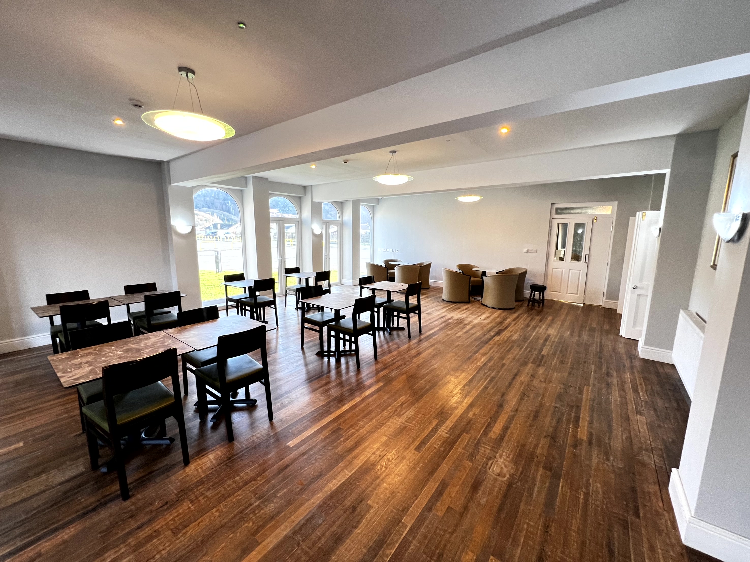 The Springfield Hotel, Beach Road, Fairbourne, Gwynedd LL38 2PX