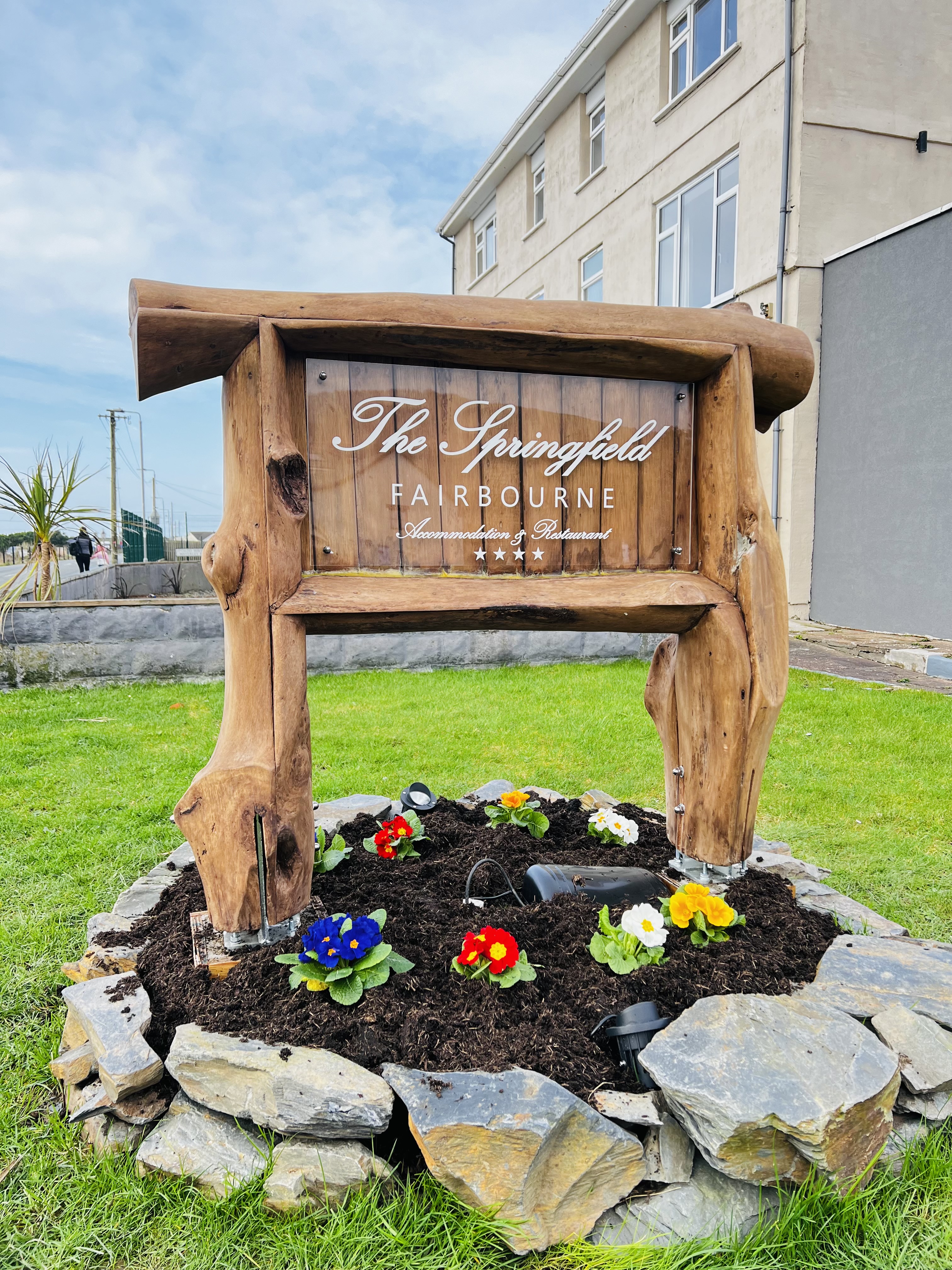 The Springfield Hotel, Beach Road, Fairbourne, Gwynedd LL38 2PX